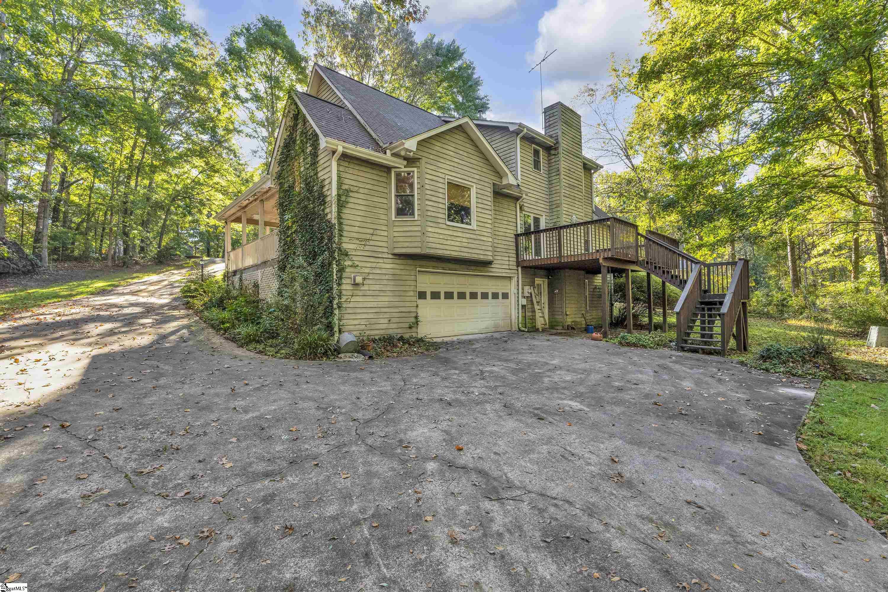 10 N Windward Court, Taylors