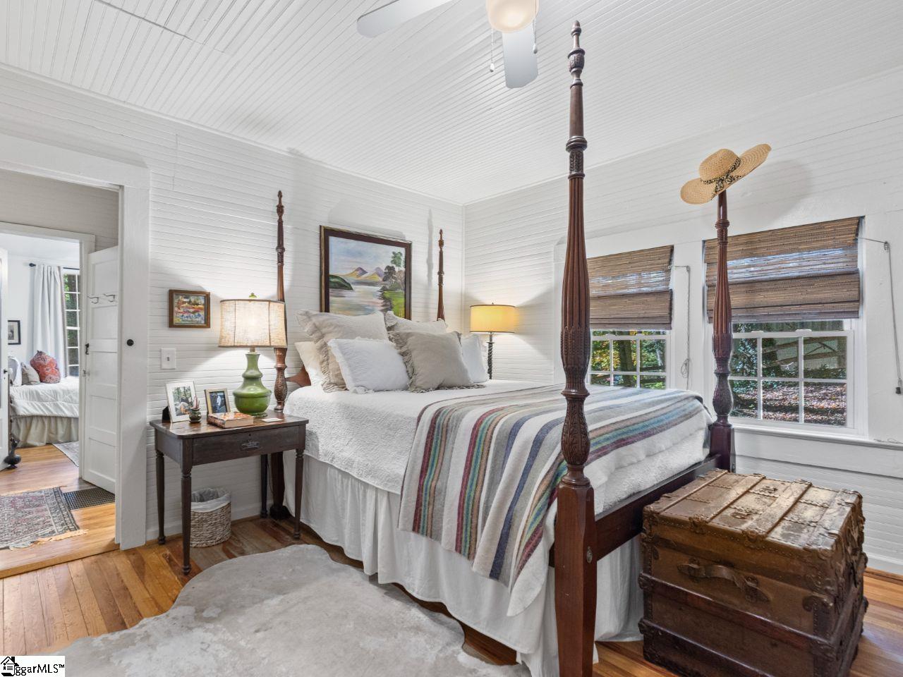 102 Lakemont Road, Cleveland