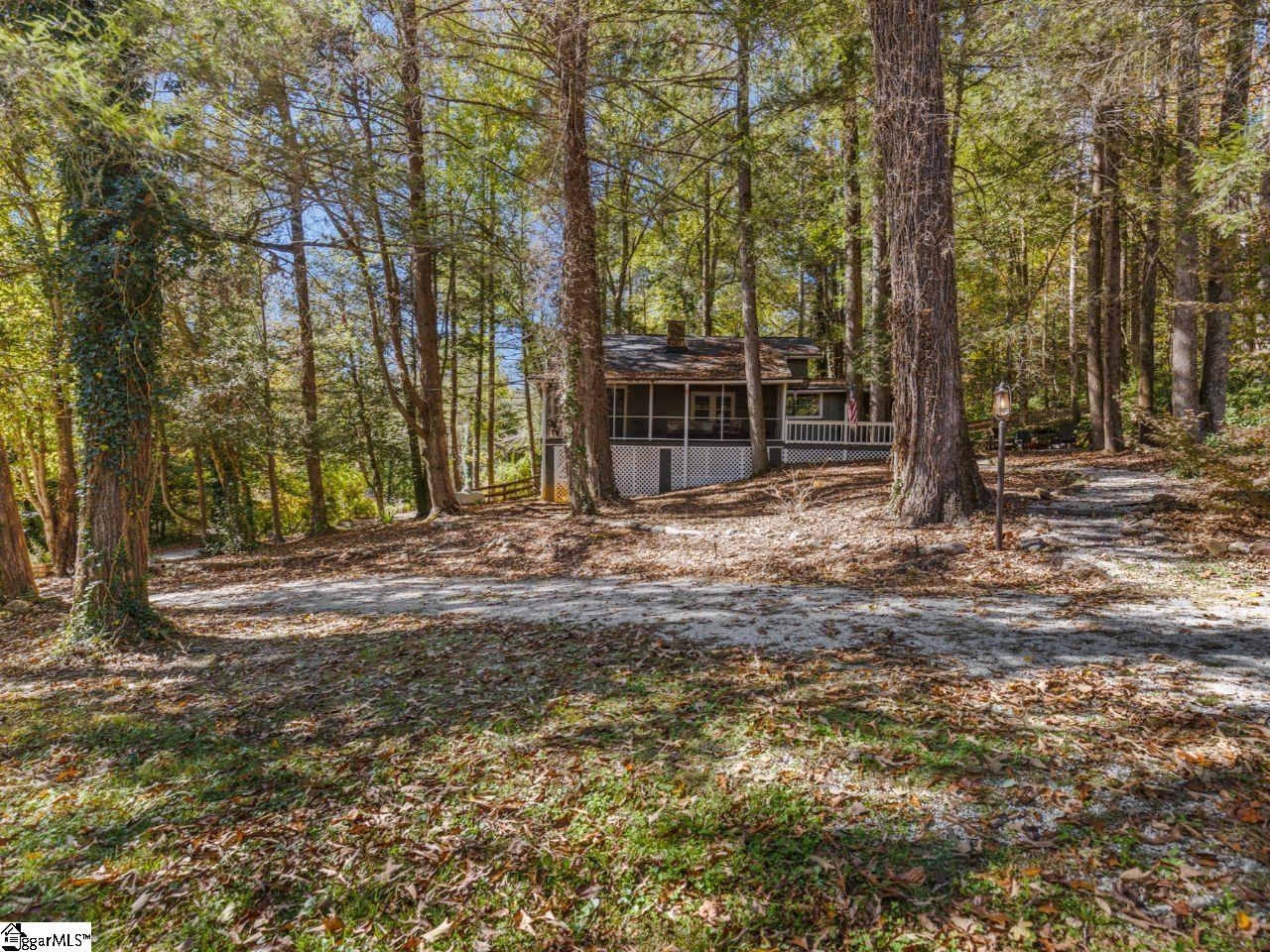 102 Lakemont Road, Cleveland