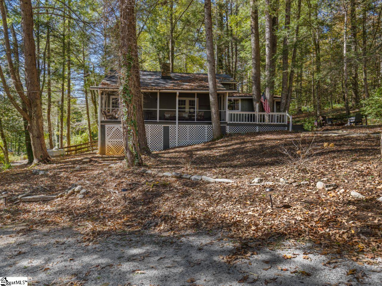 102 Lakemont Road, Cleveland