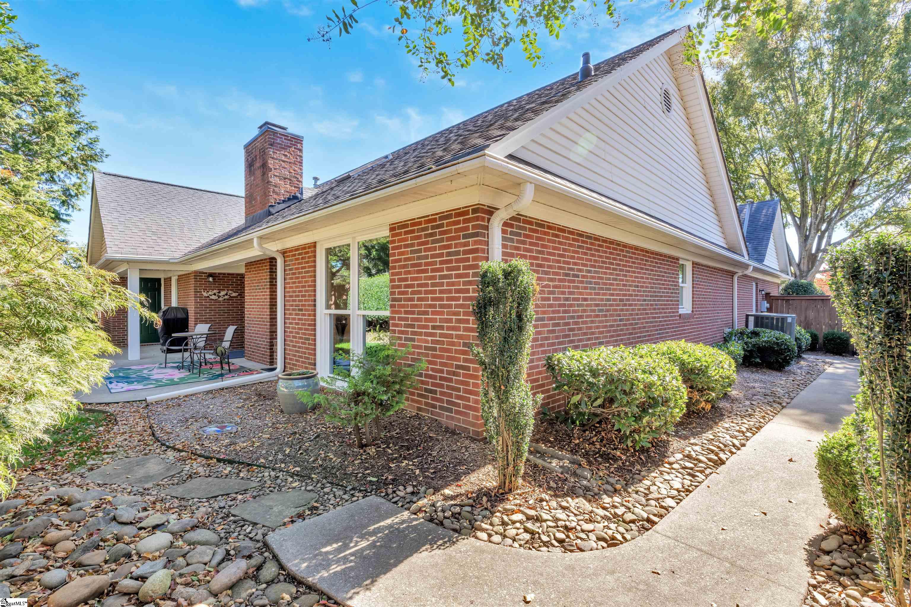 3 Hearthstone Court, Greenville