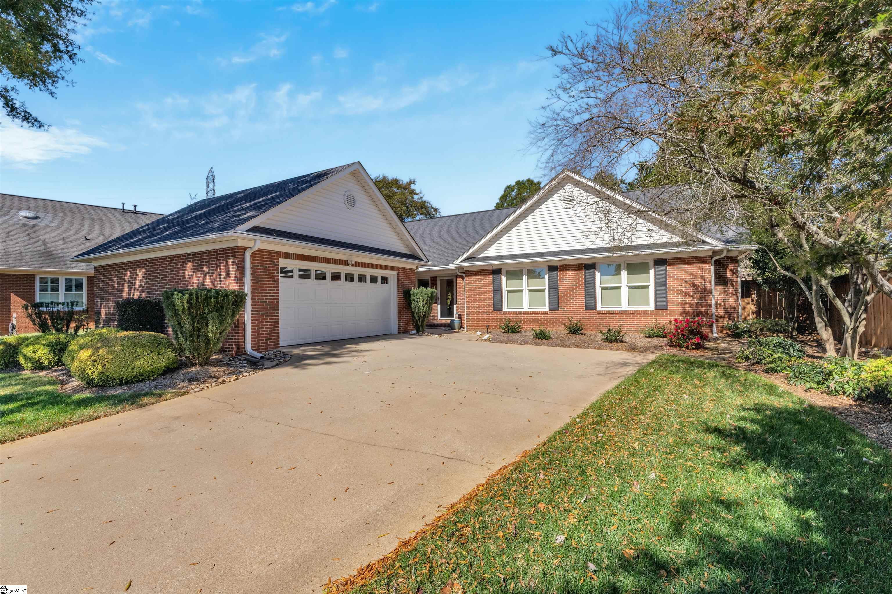 3 Hearthstone Court, Greenville