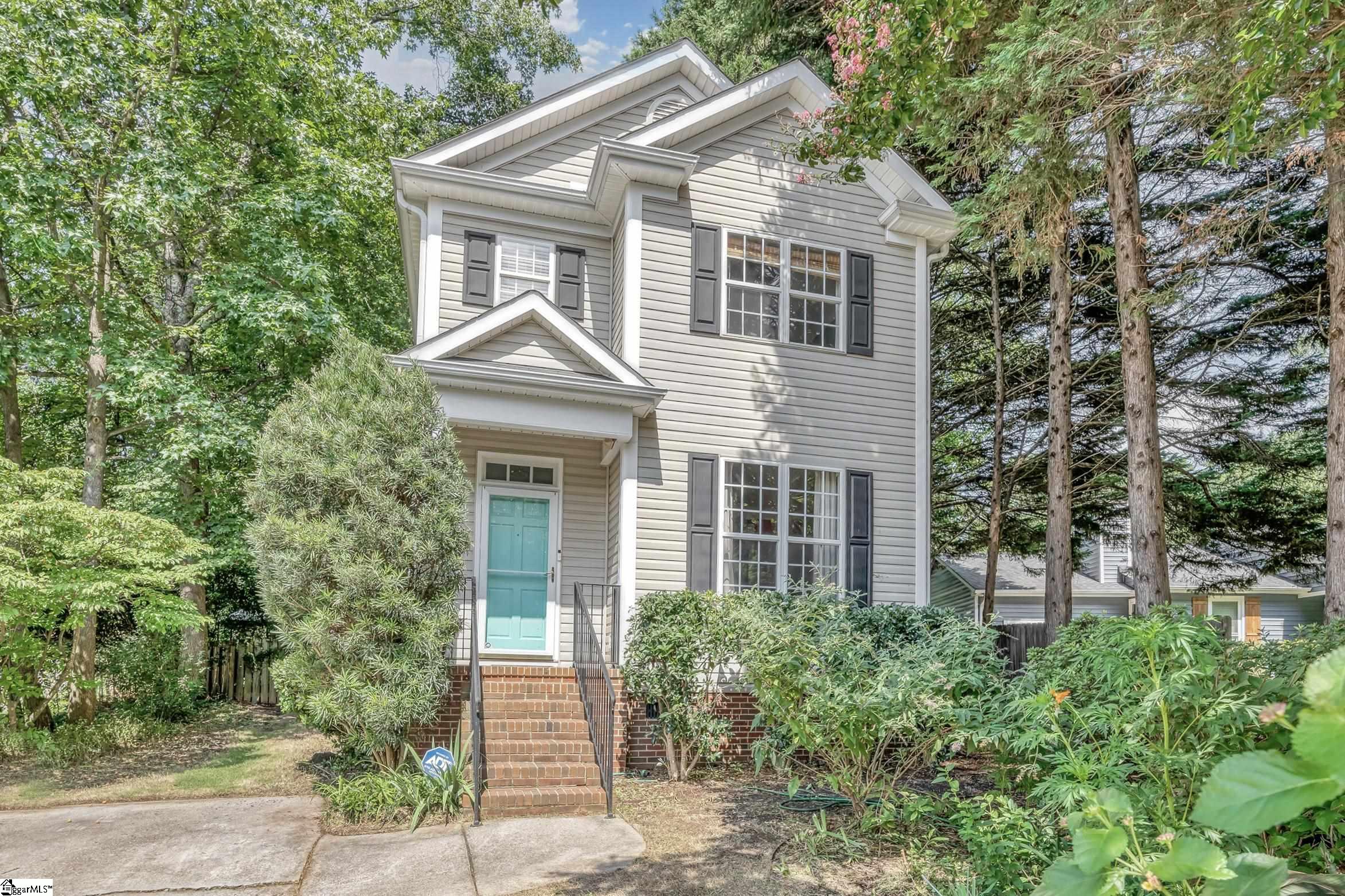 1038 Summit Drive, Greenville