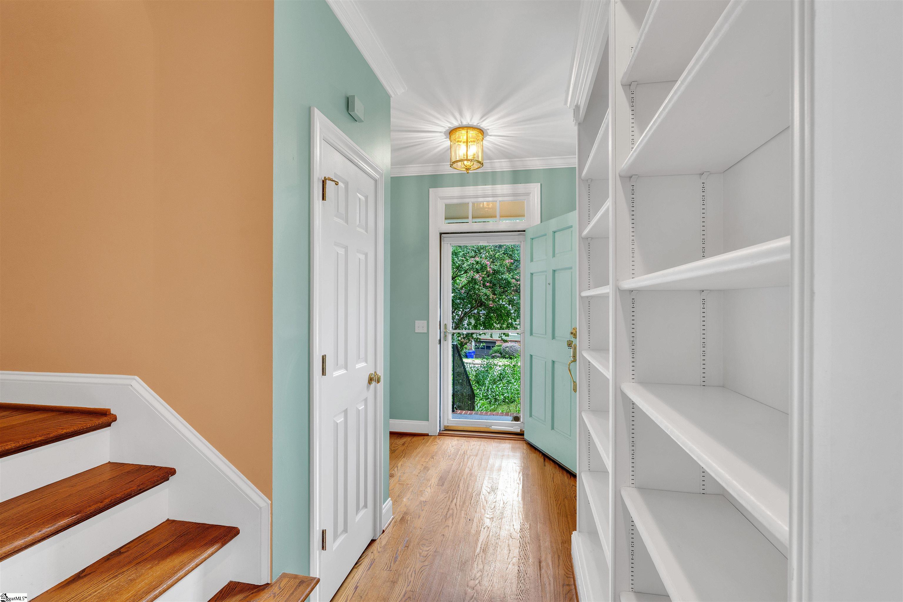 1038 Summit Drive, Greenville