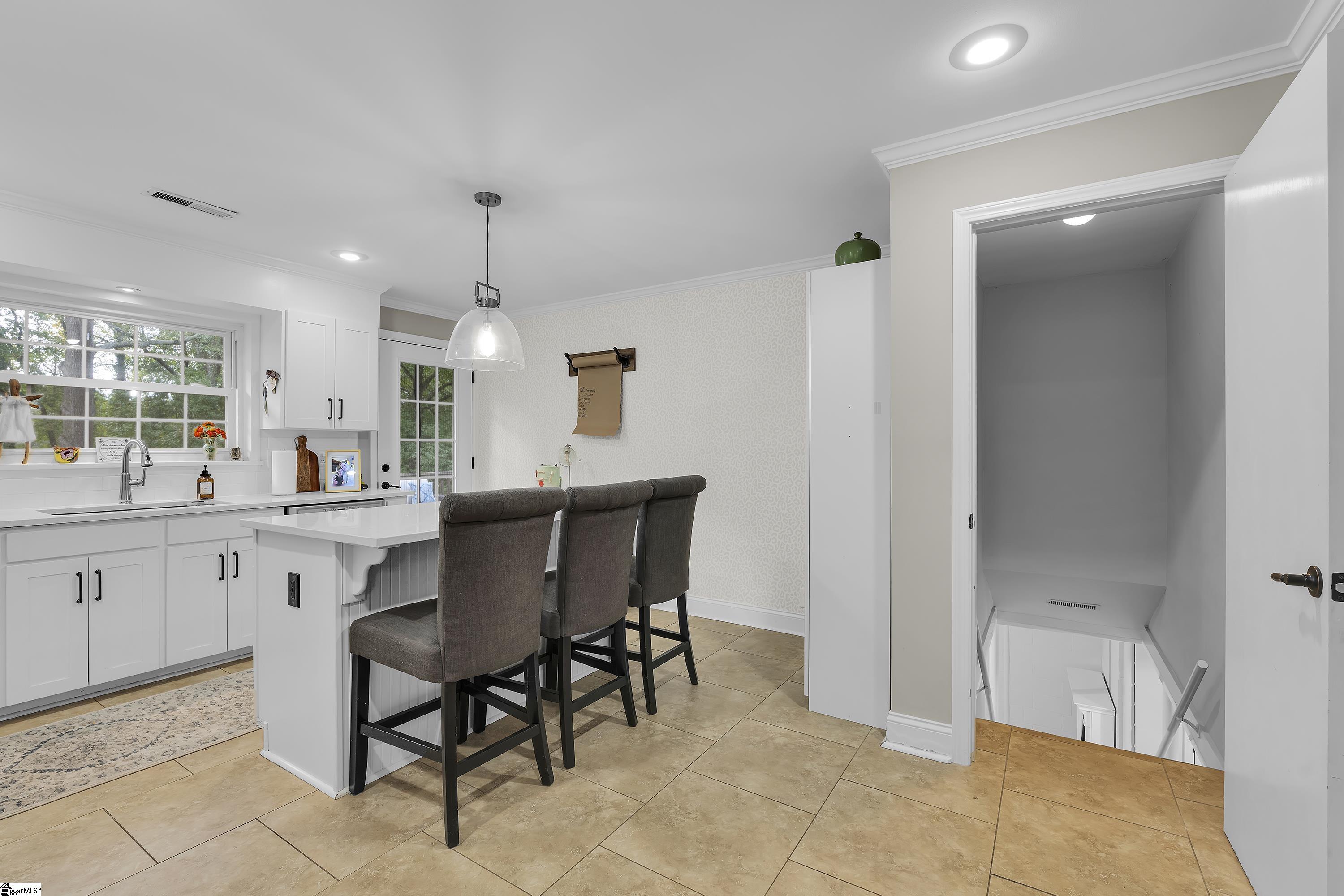 101 Rockwood Drive, Greenville