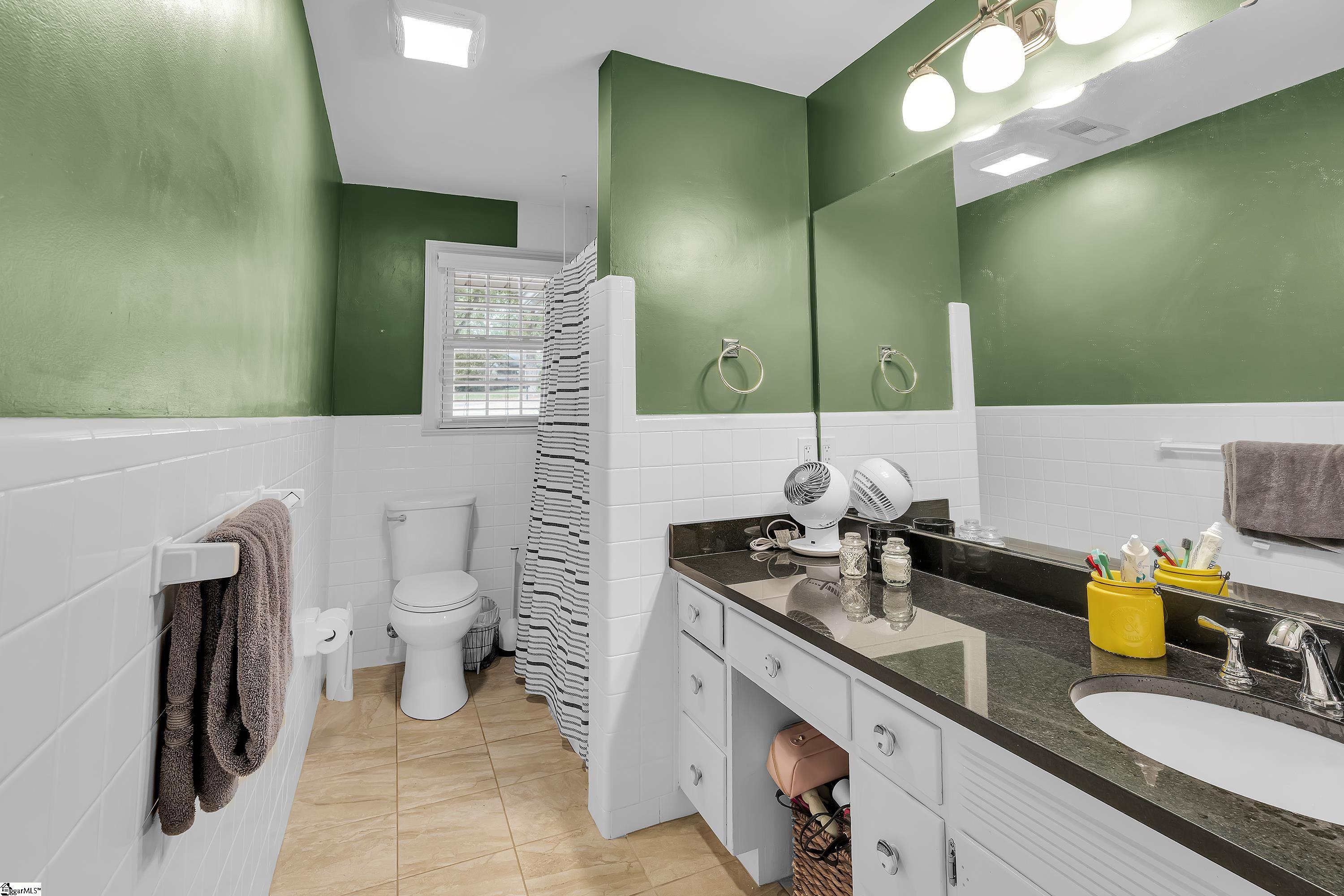 101 Rockwood Drive, Greenville