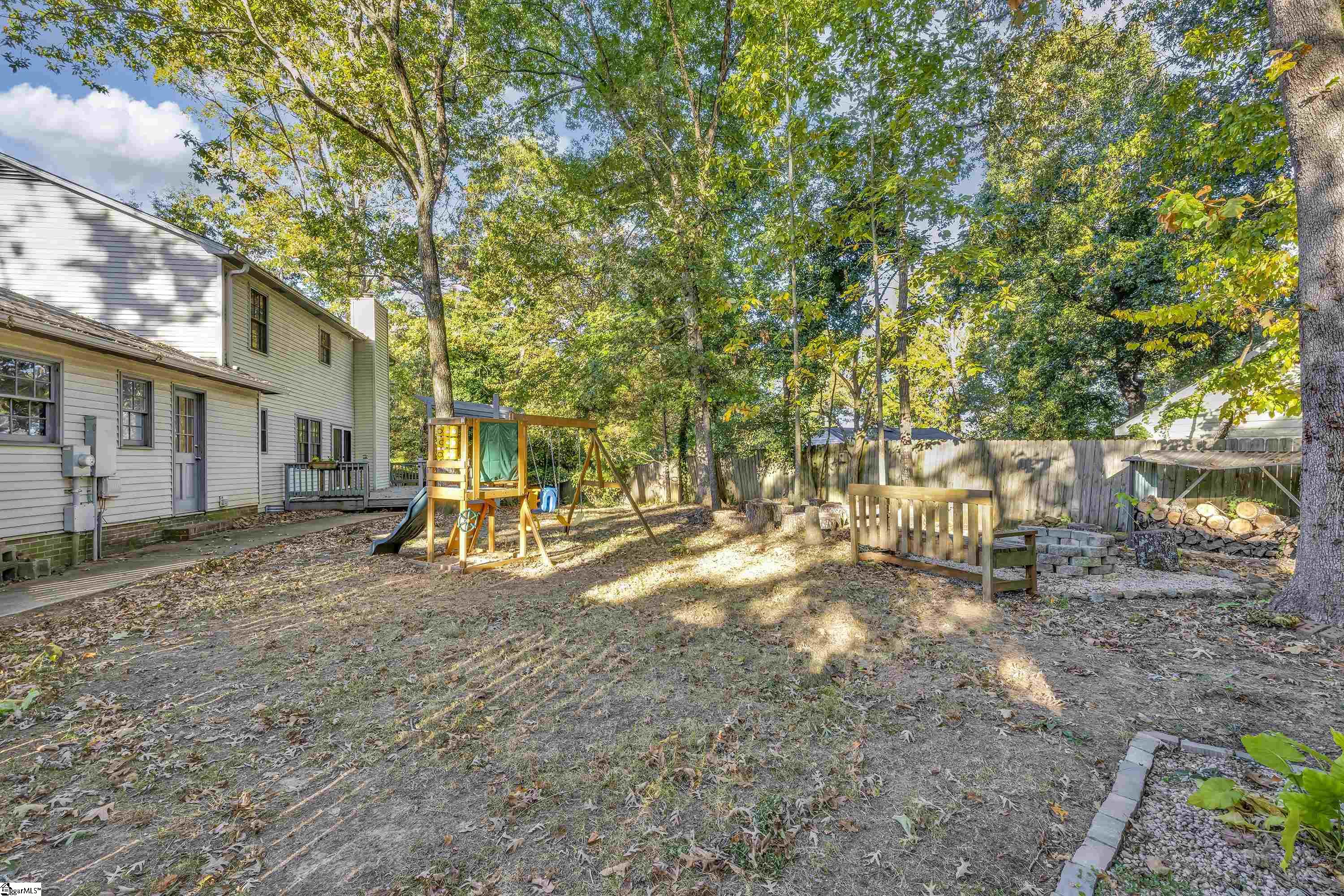 5 Edwards Mill Court, Taylors