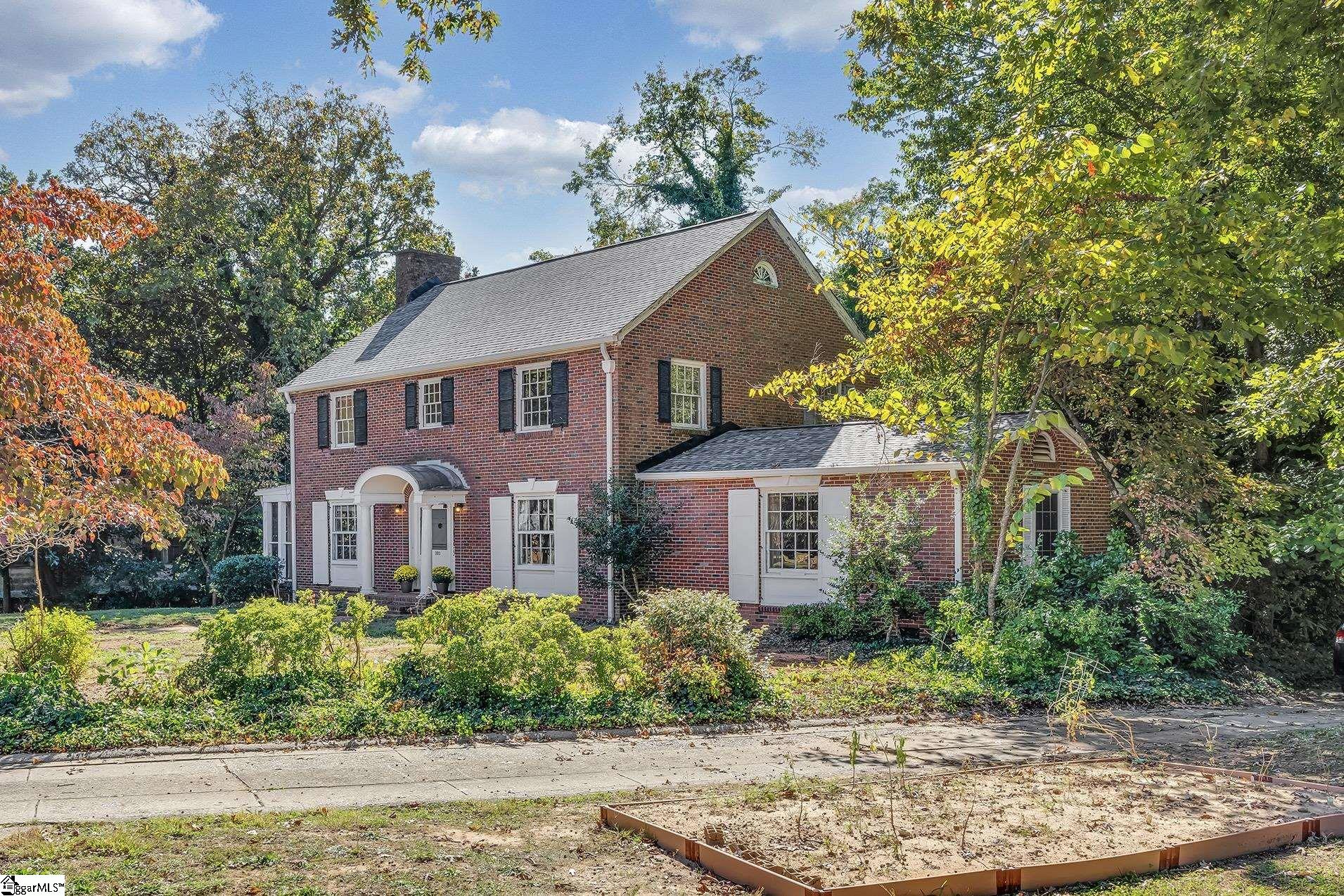 303 N B Street, Easley