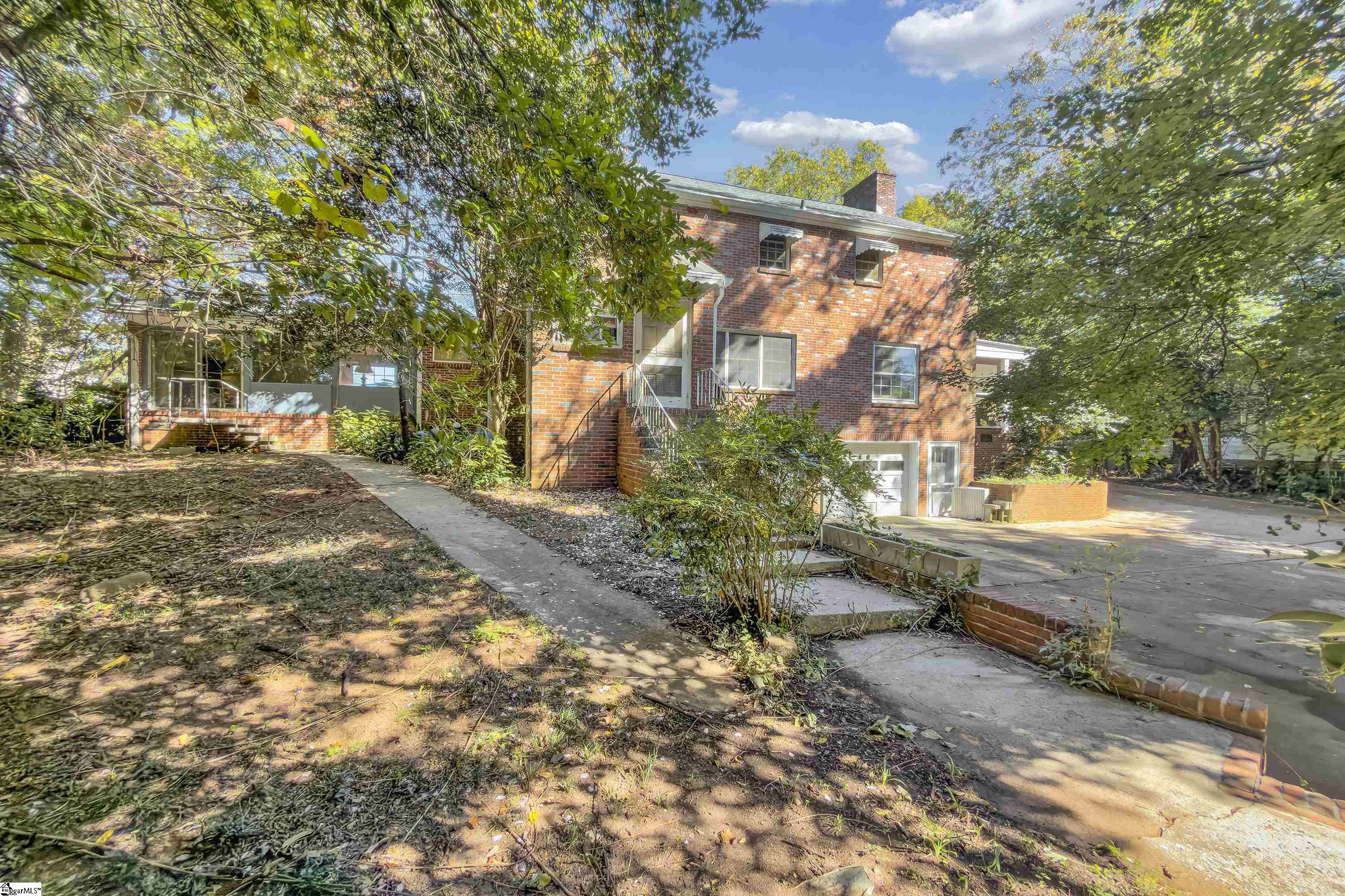 303 N B Street, Easley