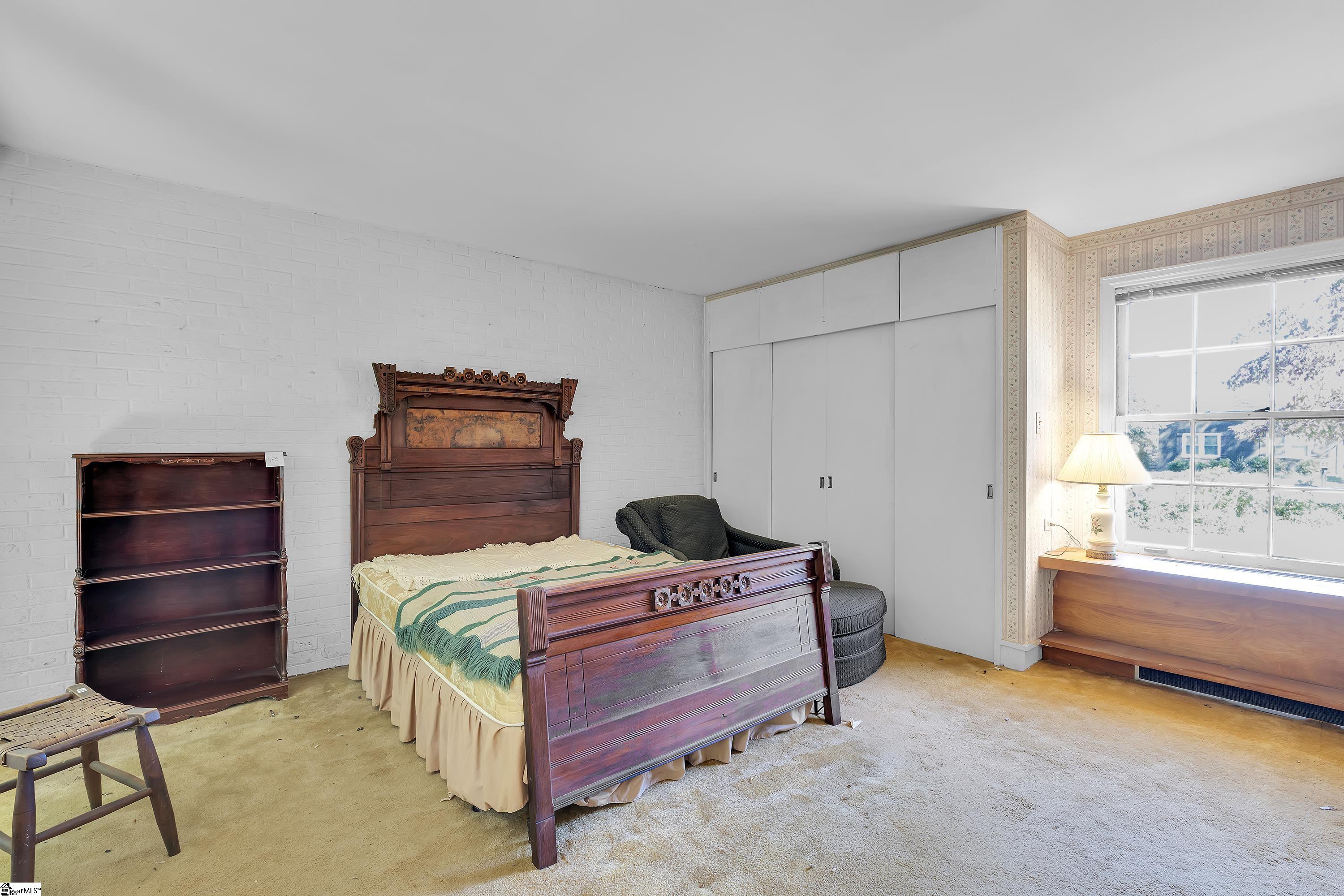 303 N B Street, Easley