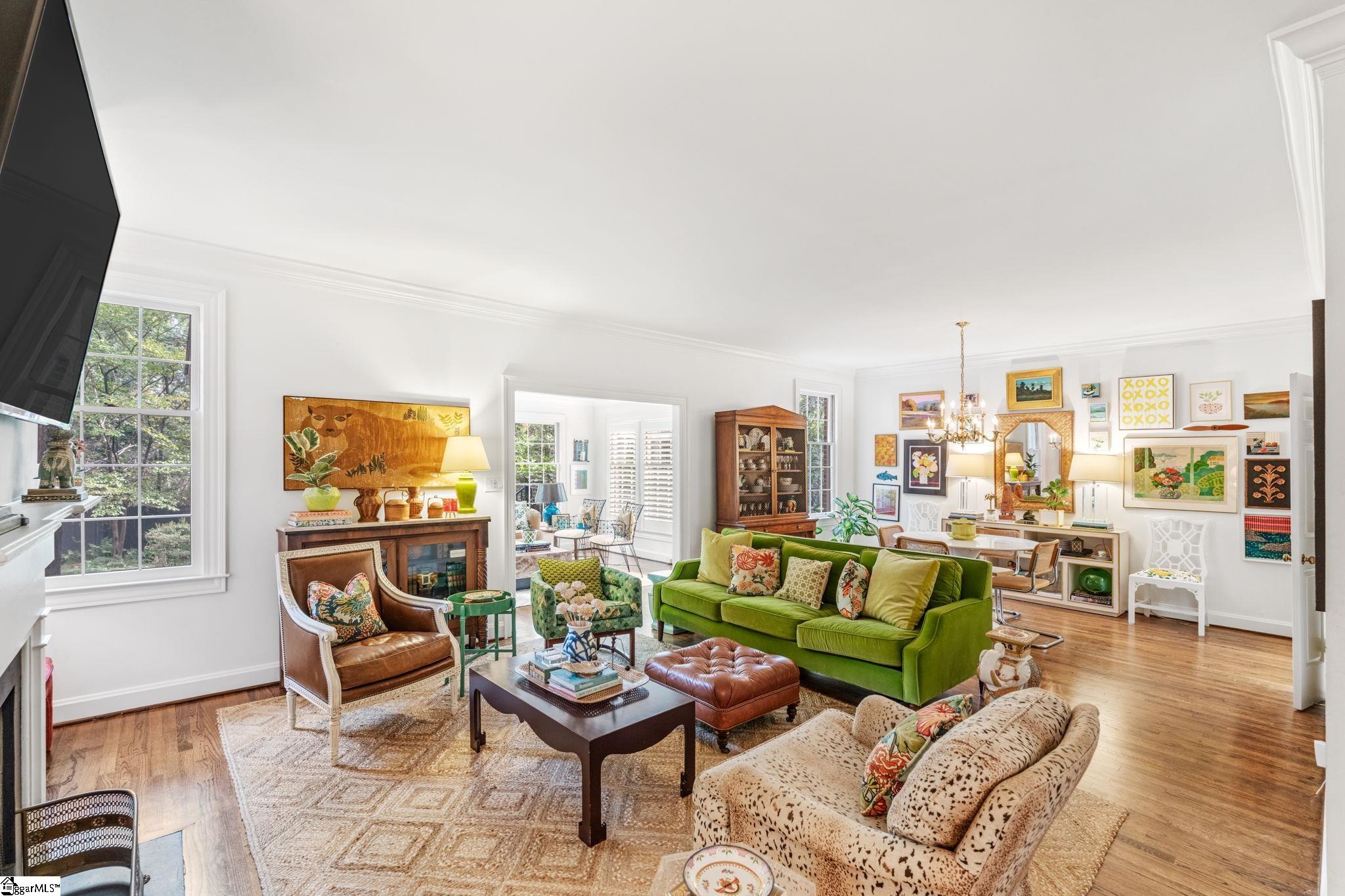 300 E Broad Street Unit 10, Greenville Unit: Unit 10