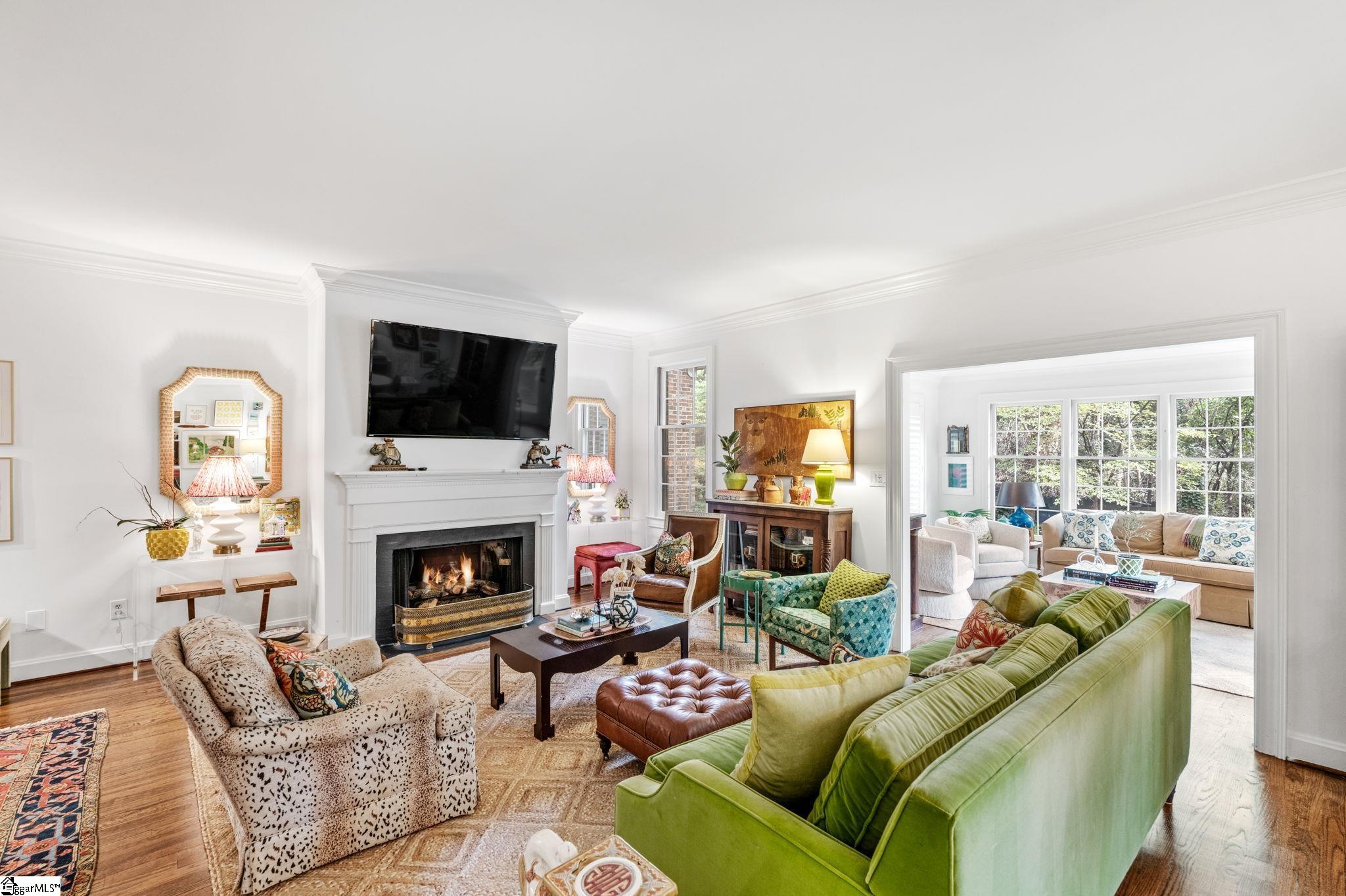 300 E Broad Street Unit 10, Greenville Unit: Unit 10