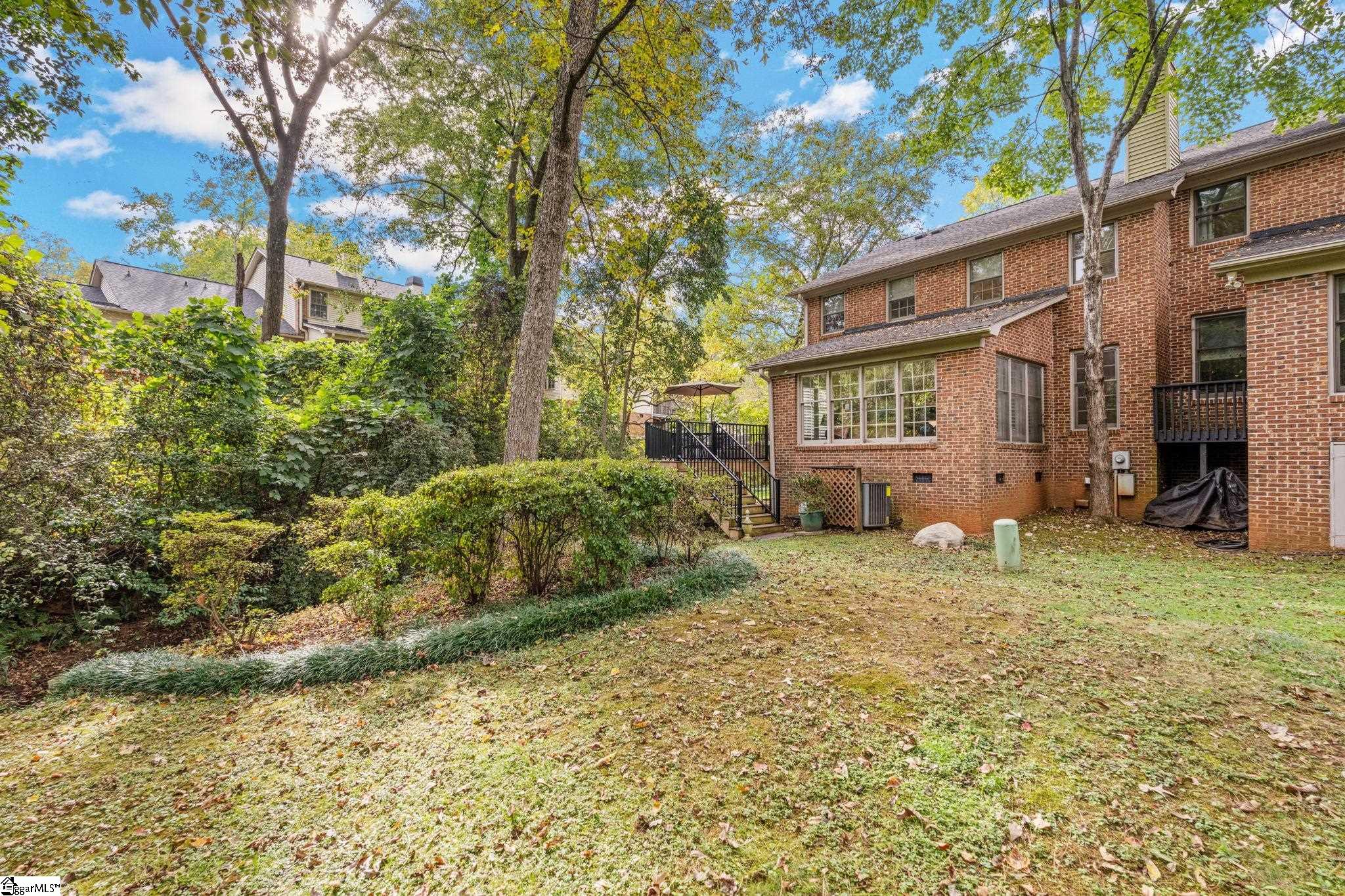 300 E Broad Street Unit 10, Greenville Unit: Unit 10