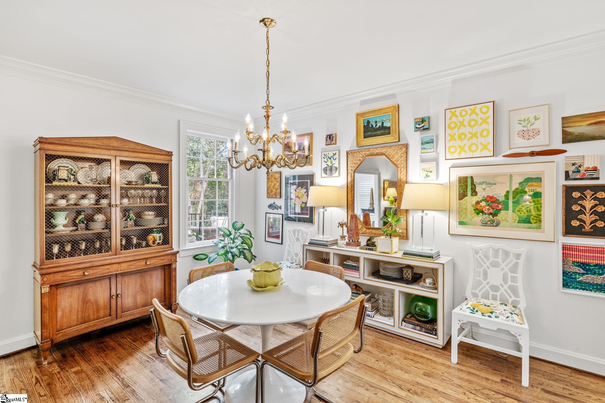 300 E Broad Street Unit 10, Greenville Unit: Unit 10