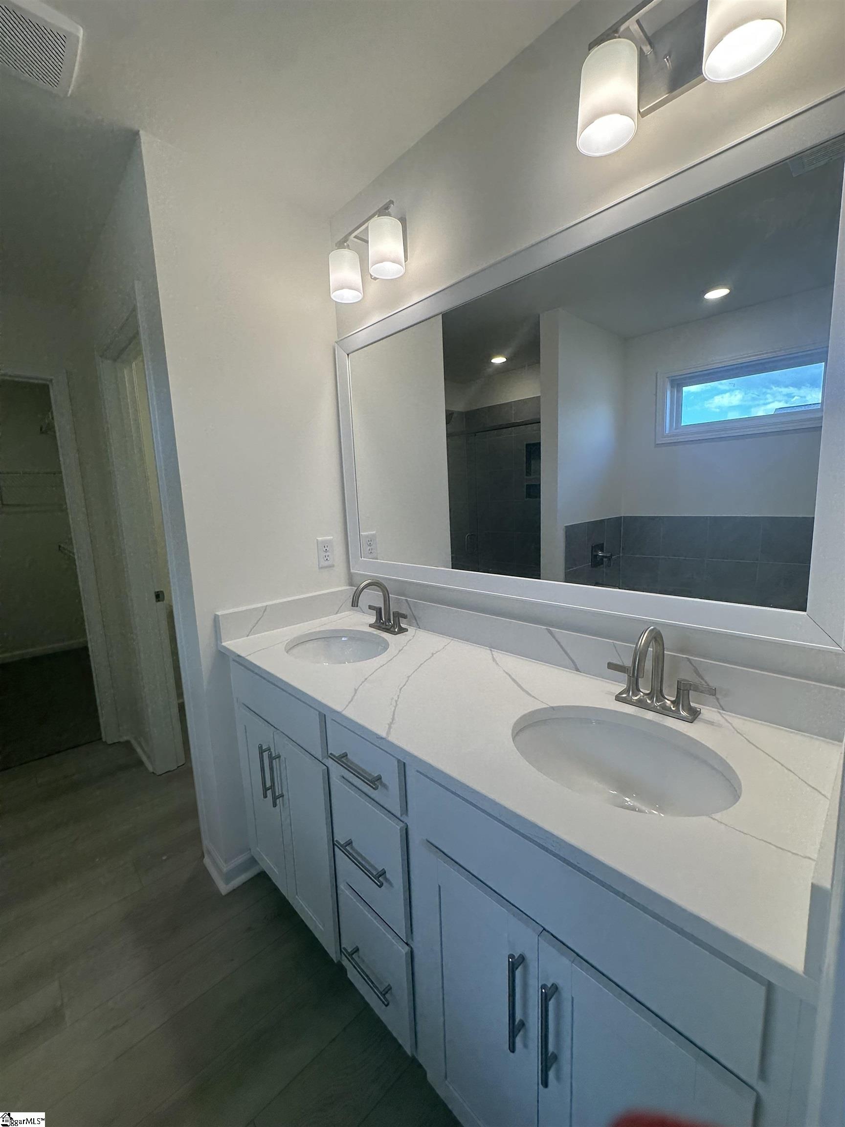 931 Gibbons Street Lot 100