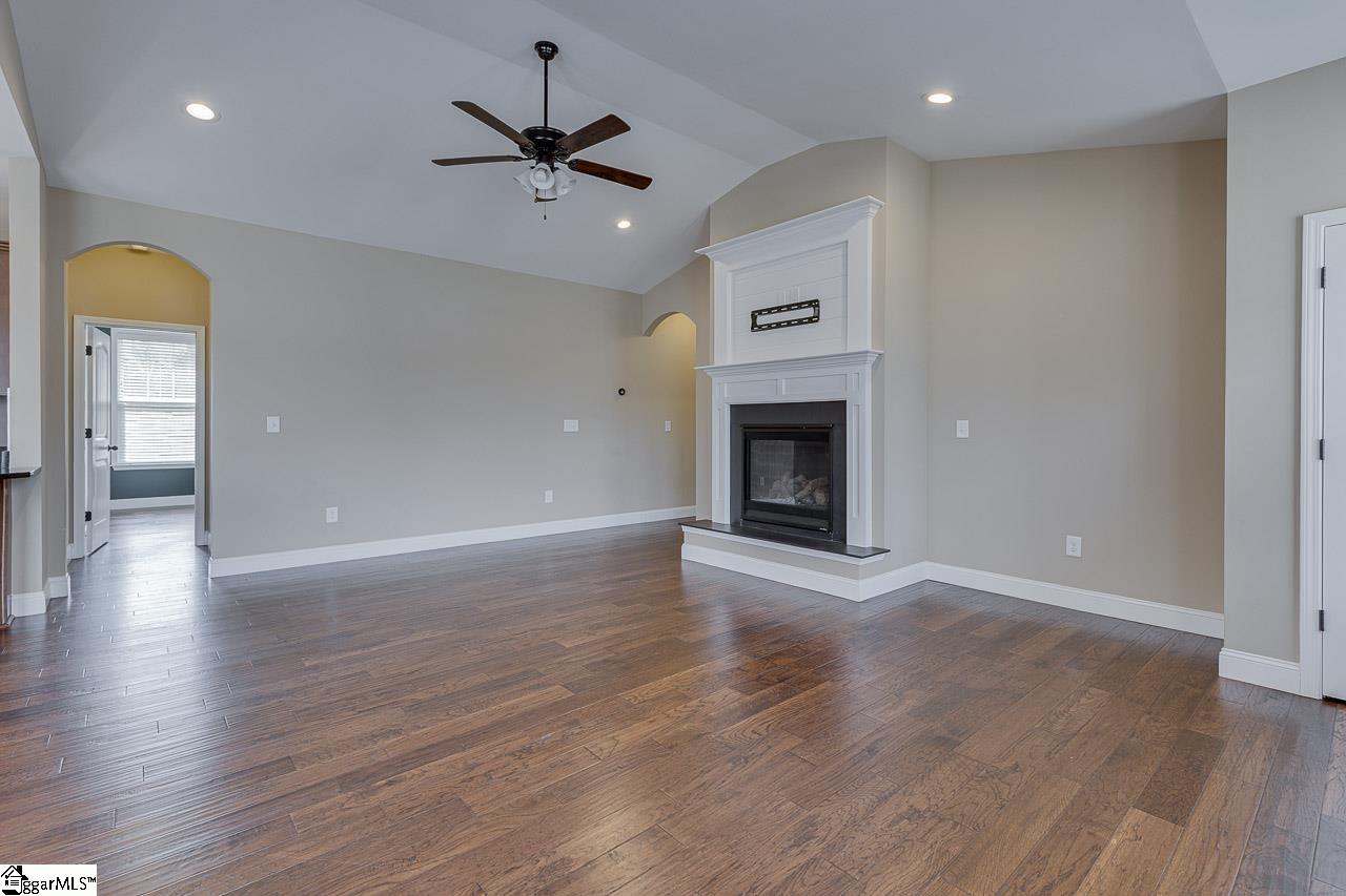 9 Judge Looper Court