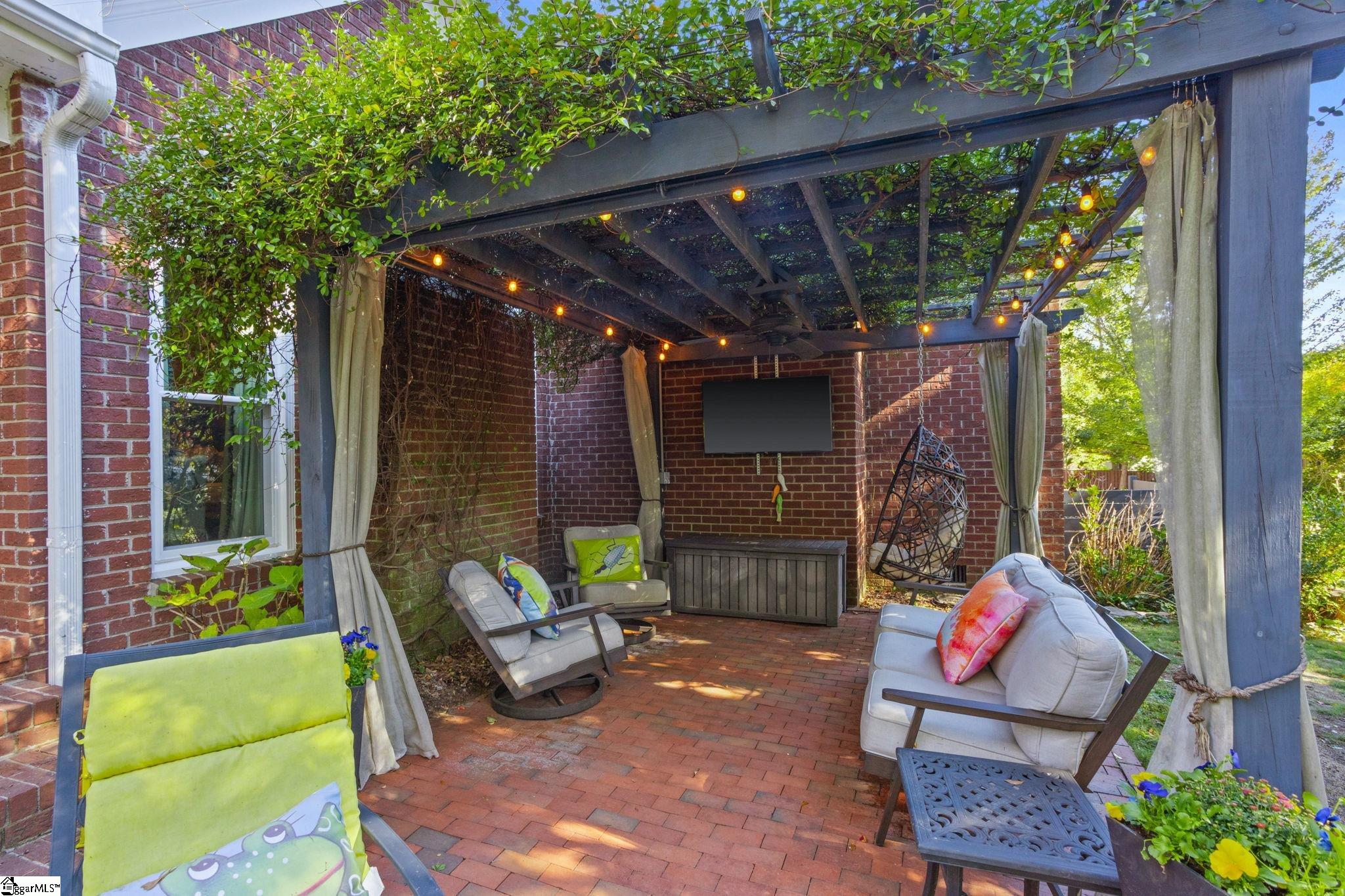 114 Gilderview Drive