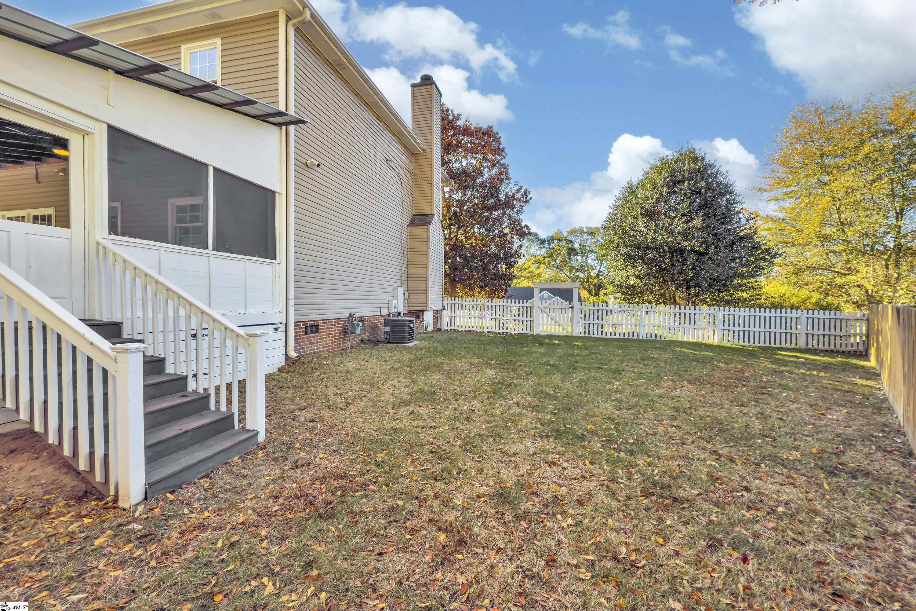 107 Long Hill Street