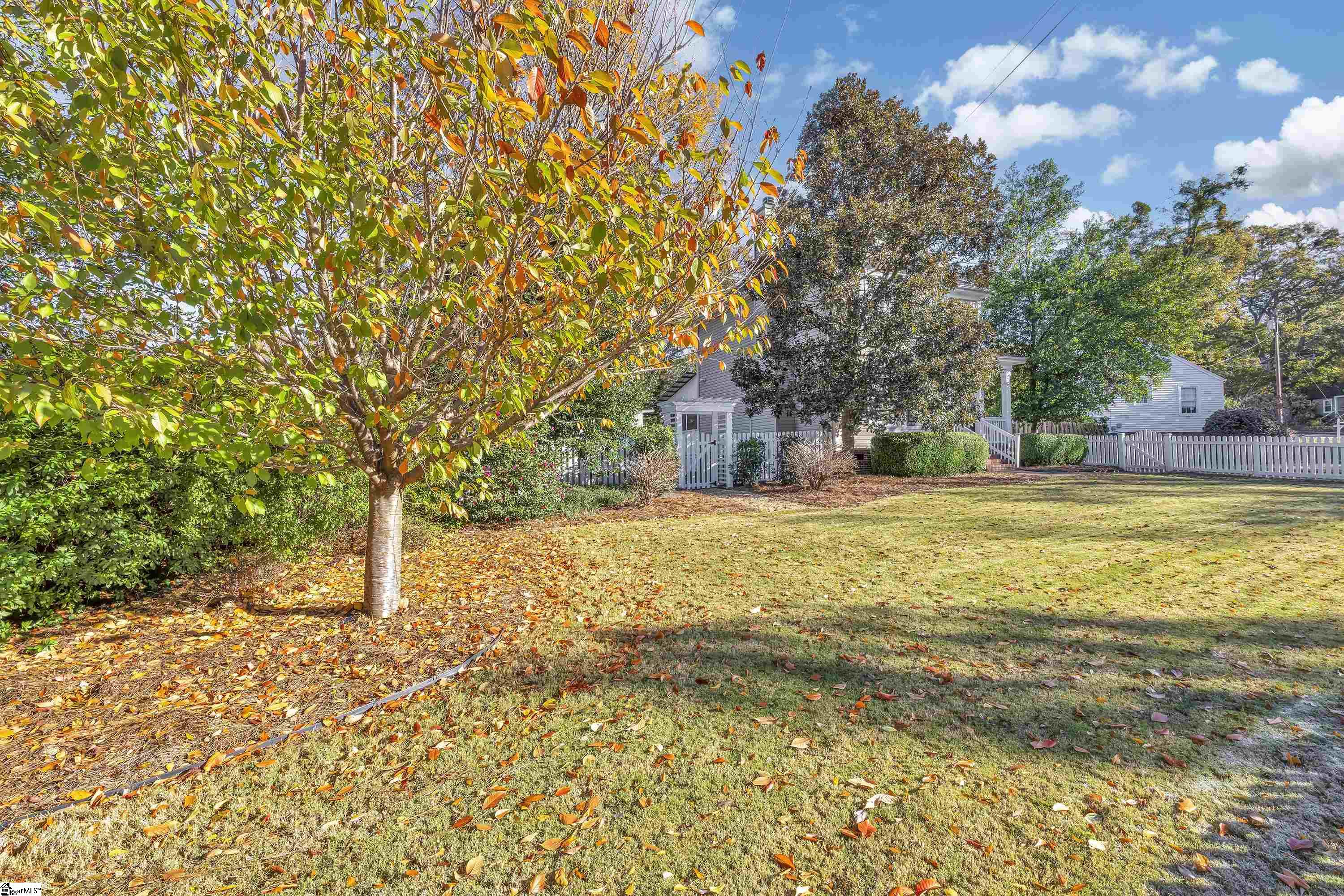 107 Long Hill Street