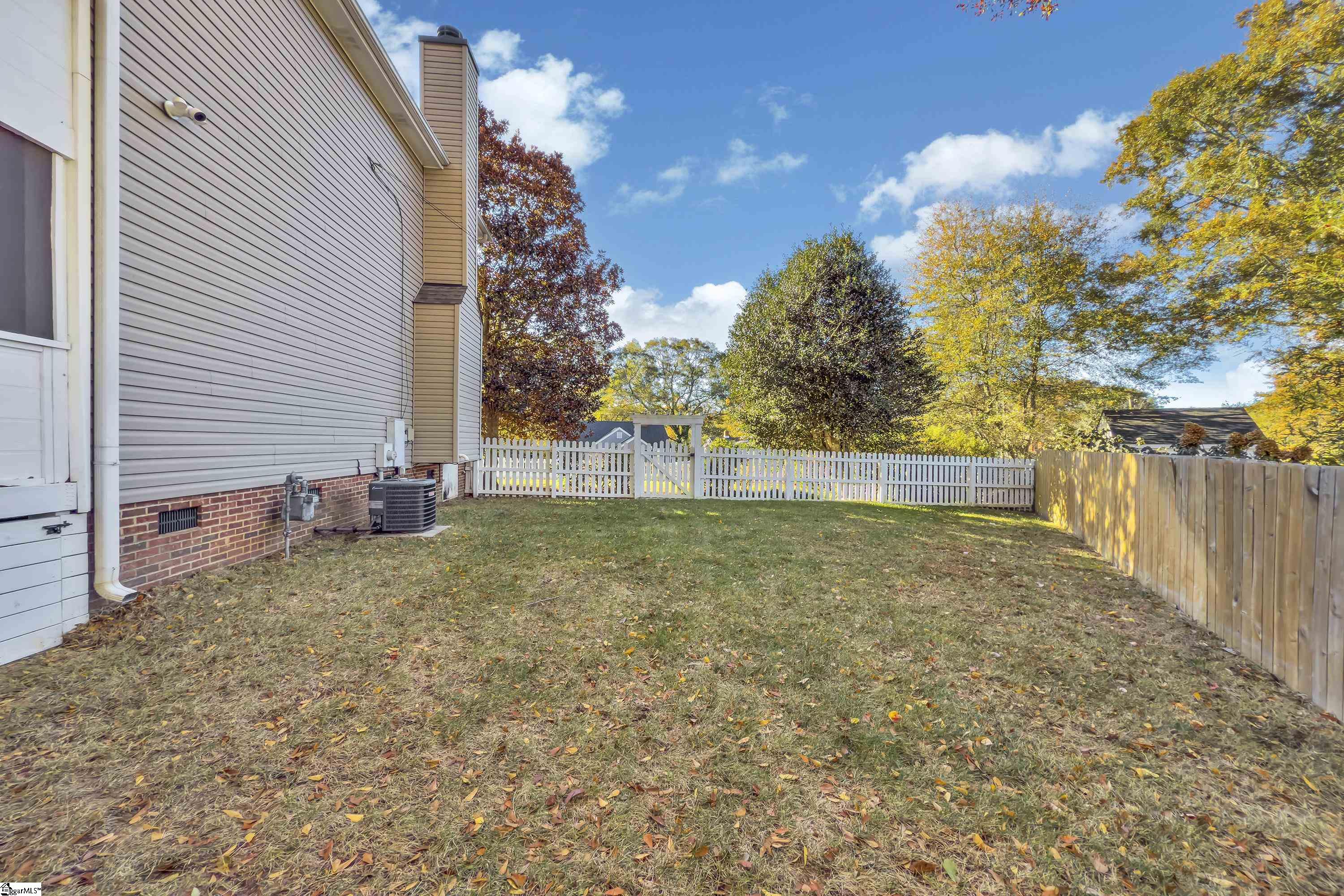 107 Long Hill Street