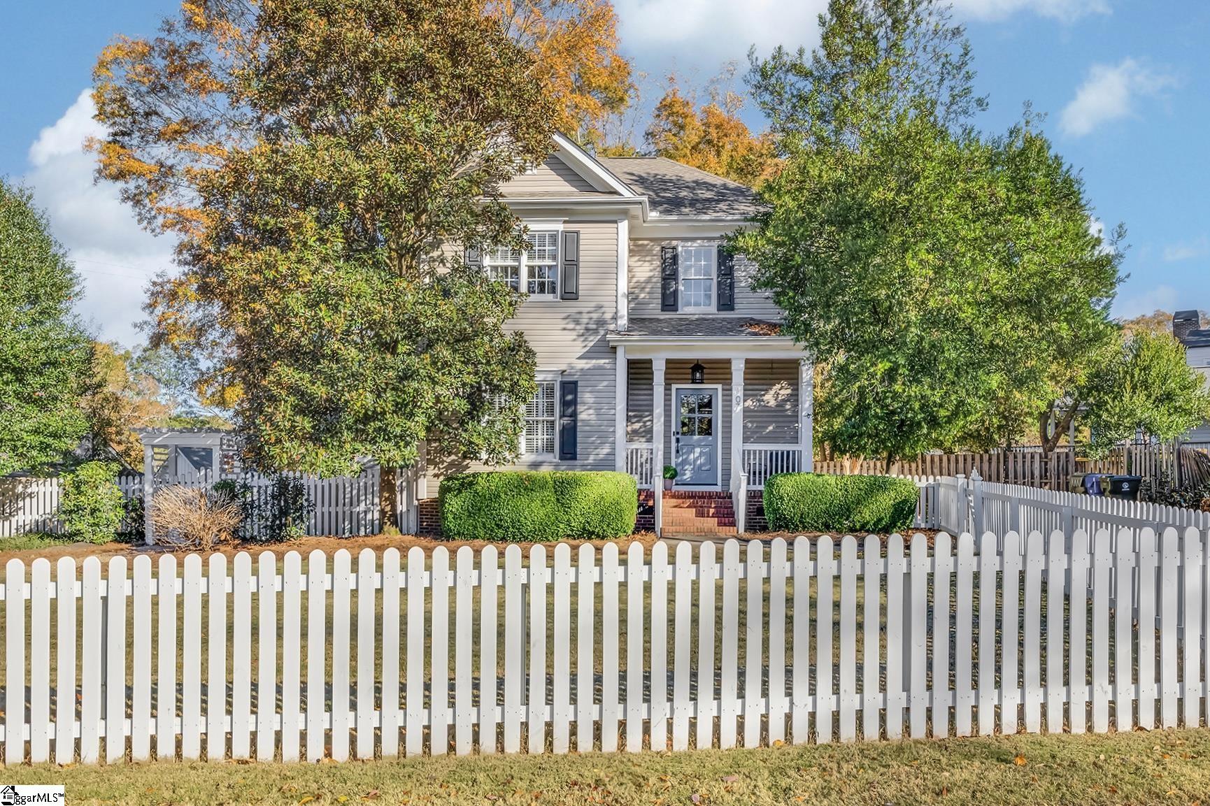 107 Long Hill Street