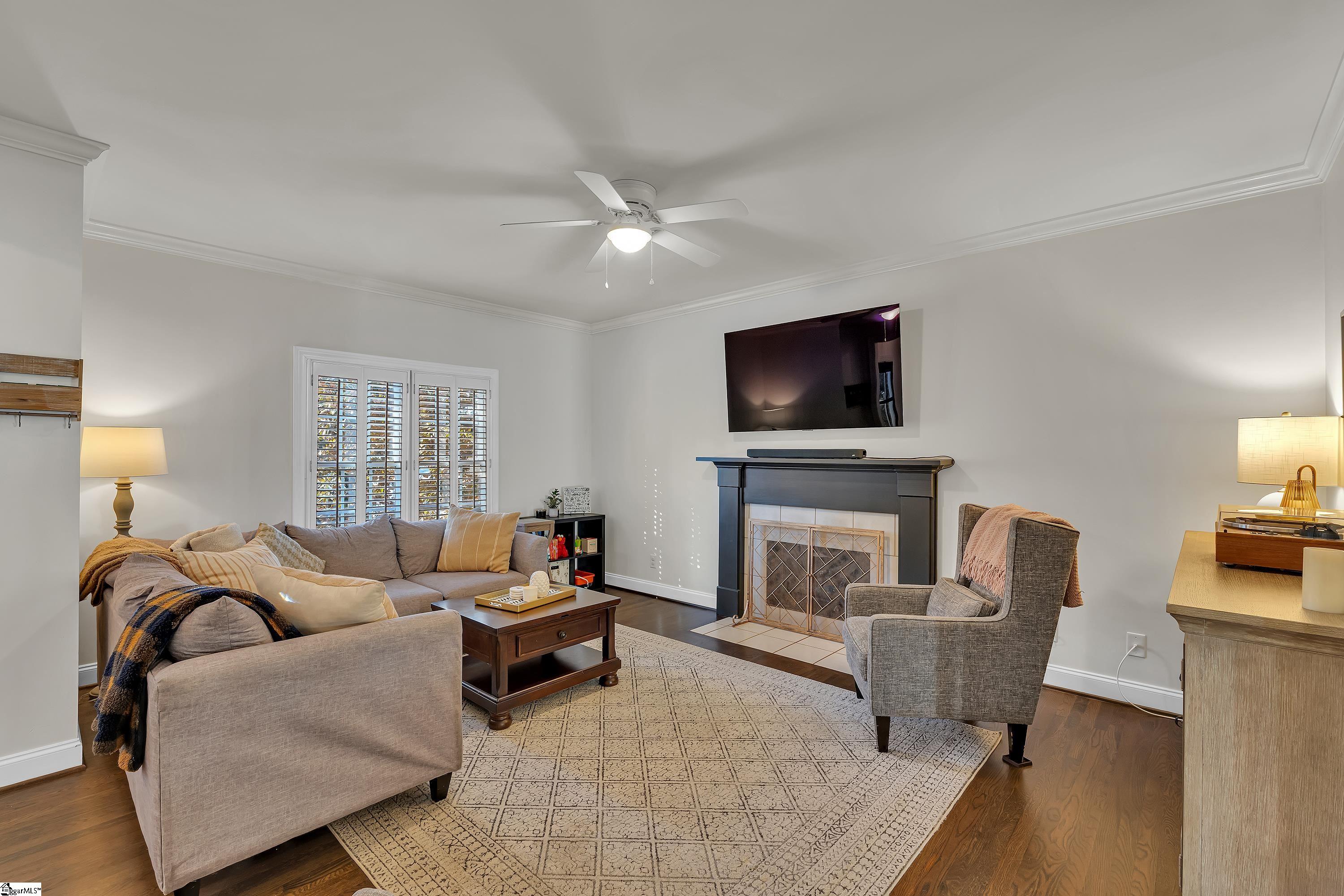 107 Long Hill Street