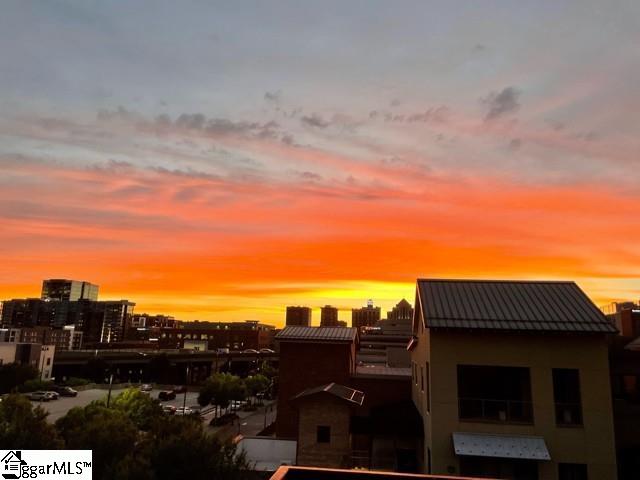 500 E Mcbee Avenue # 5202 Unit: #5202