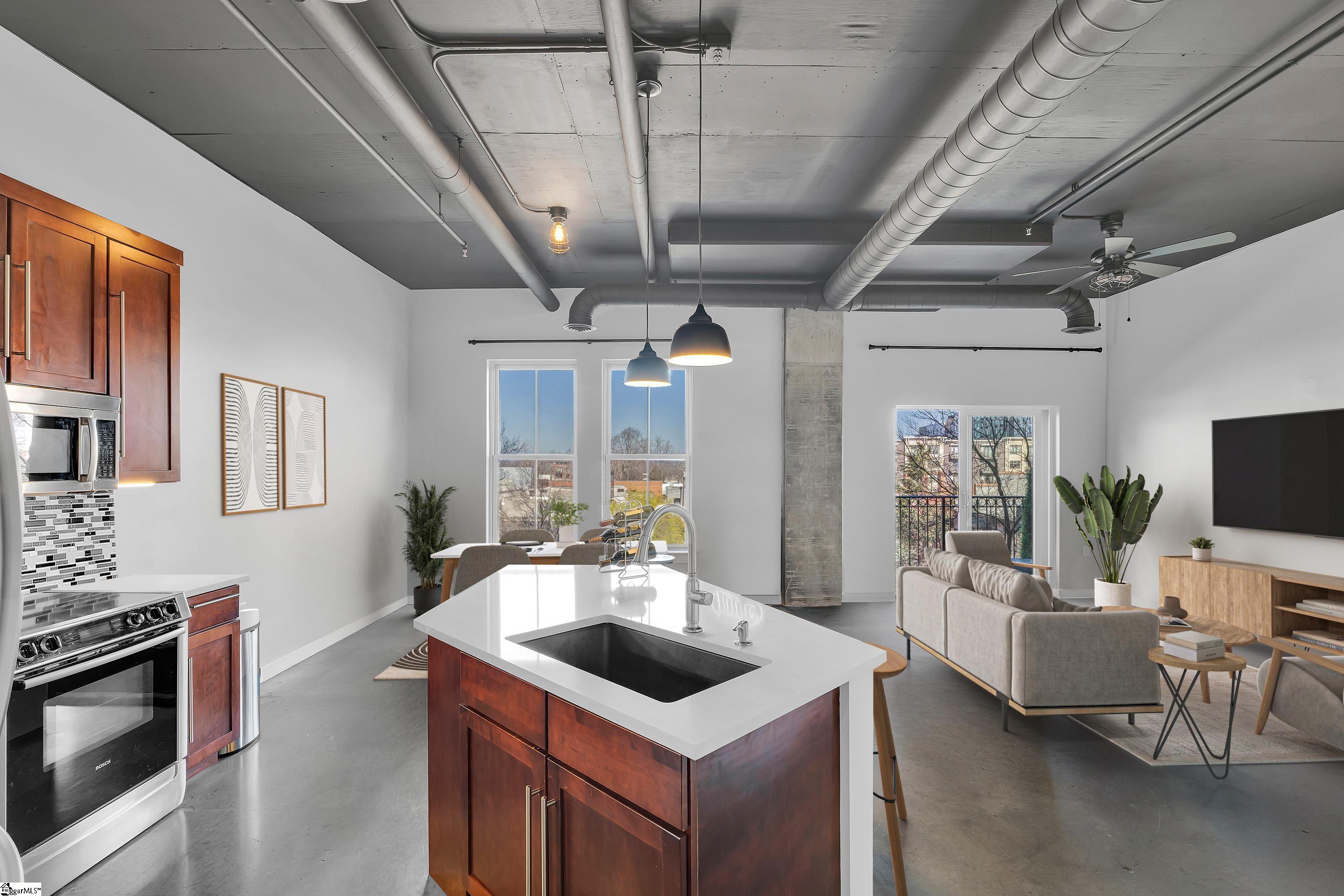 927 S Main Street Unit 309 Unit: Unit #309