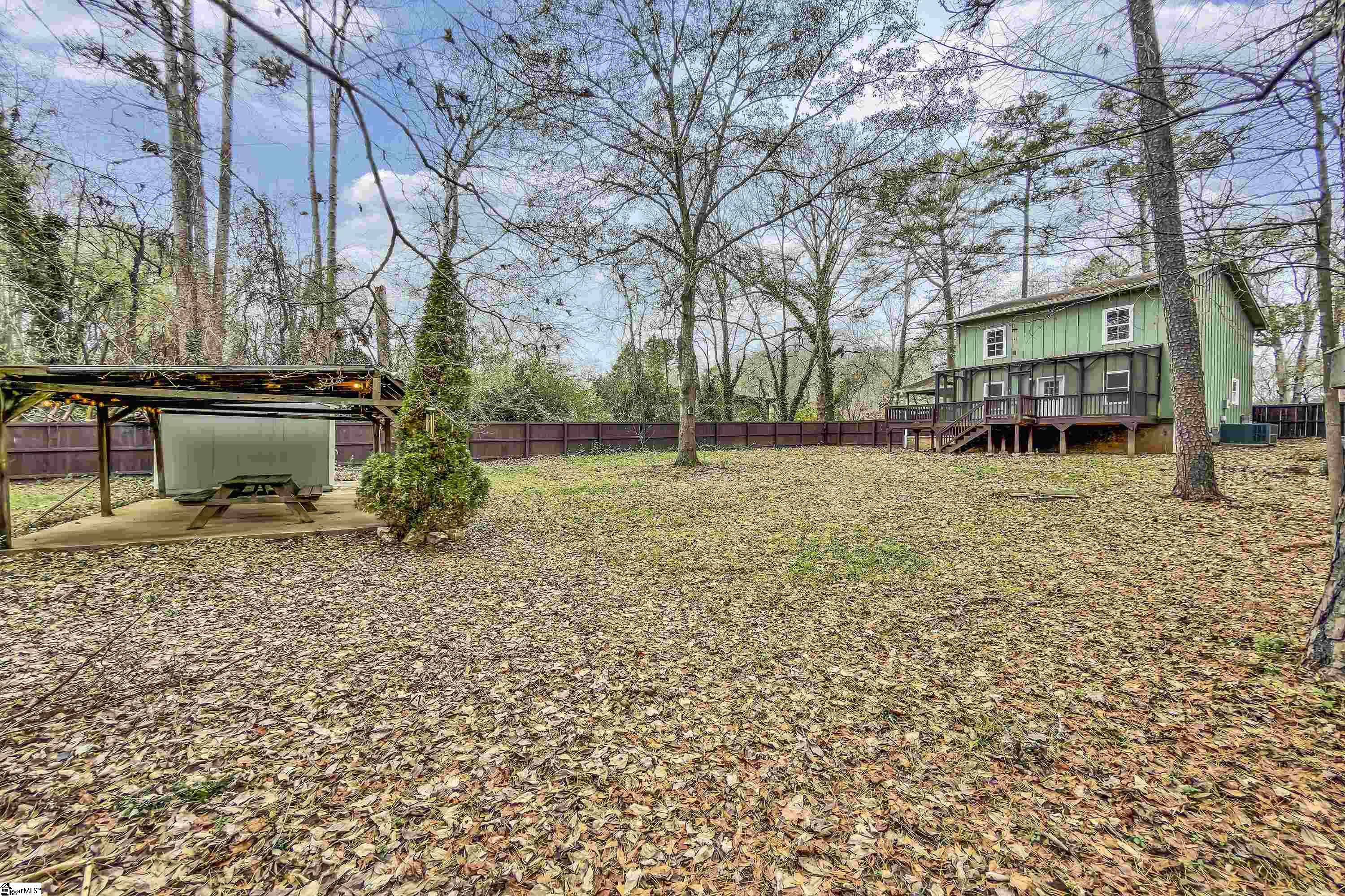 304 N Isundega Street