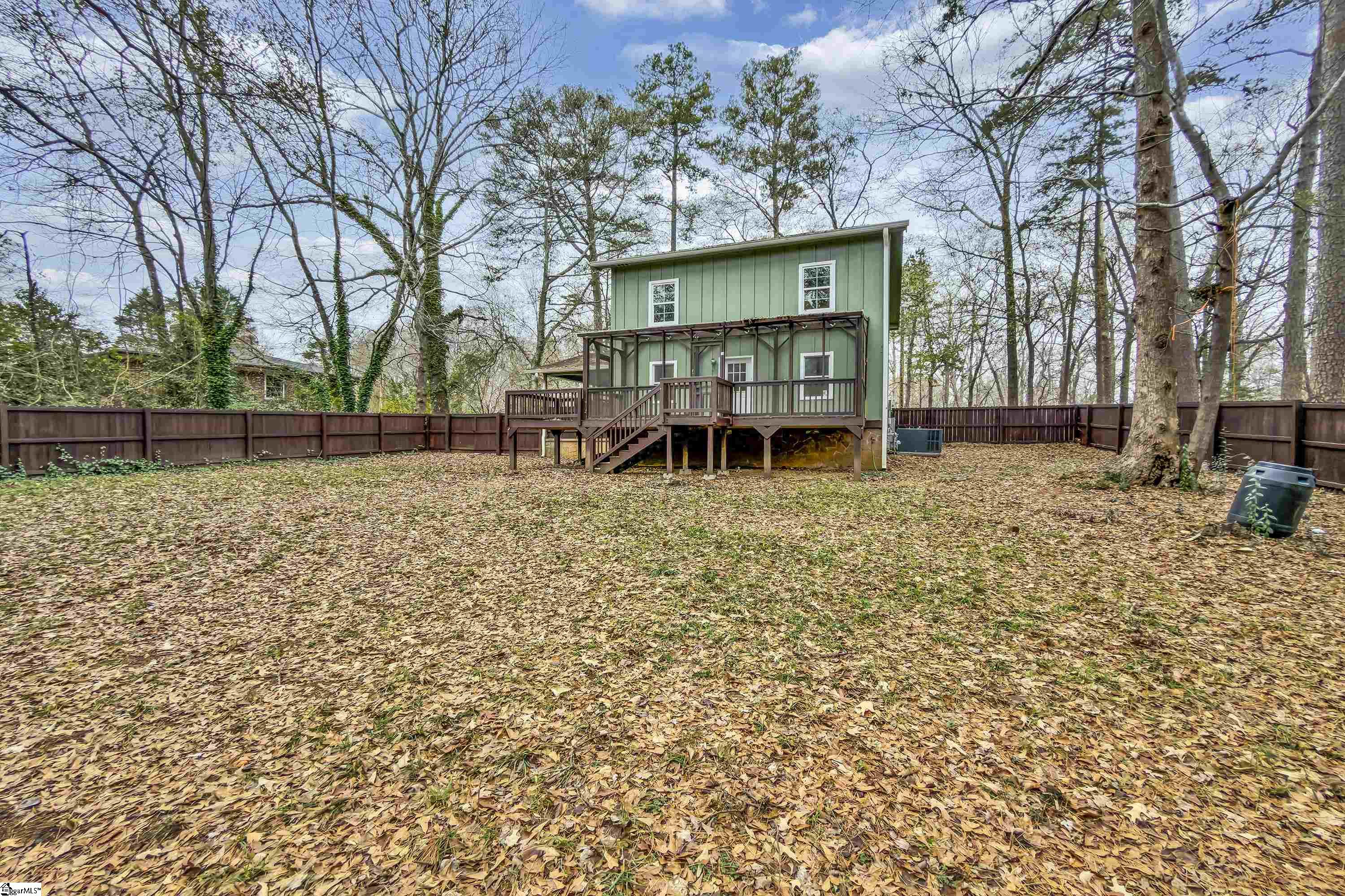 304 N Isundega Street