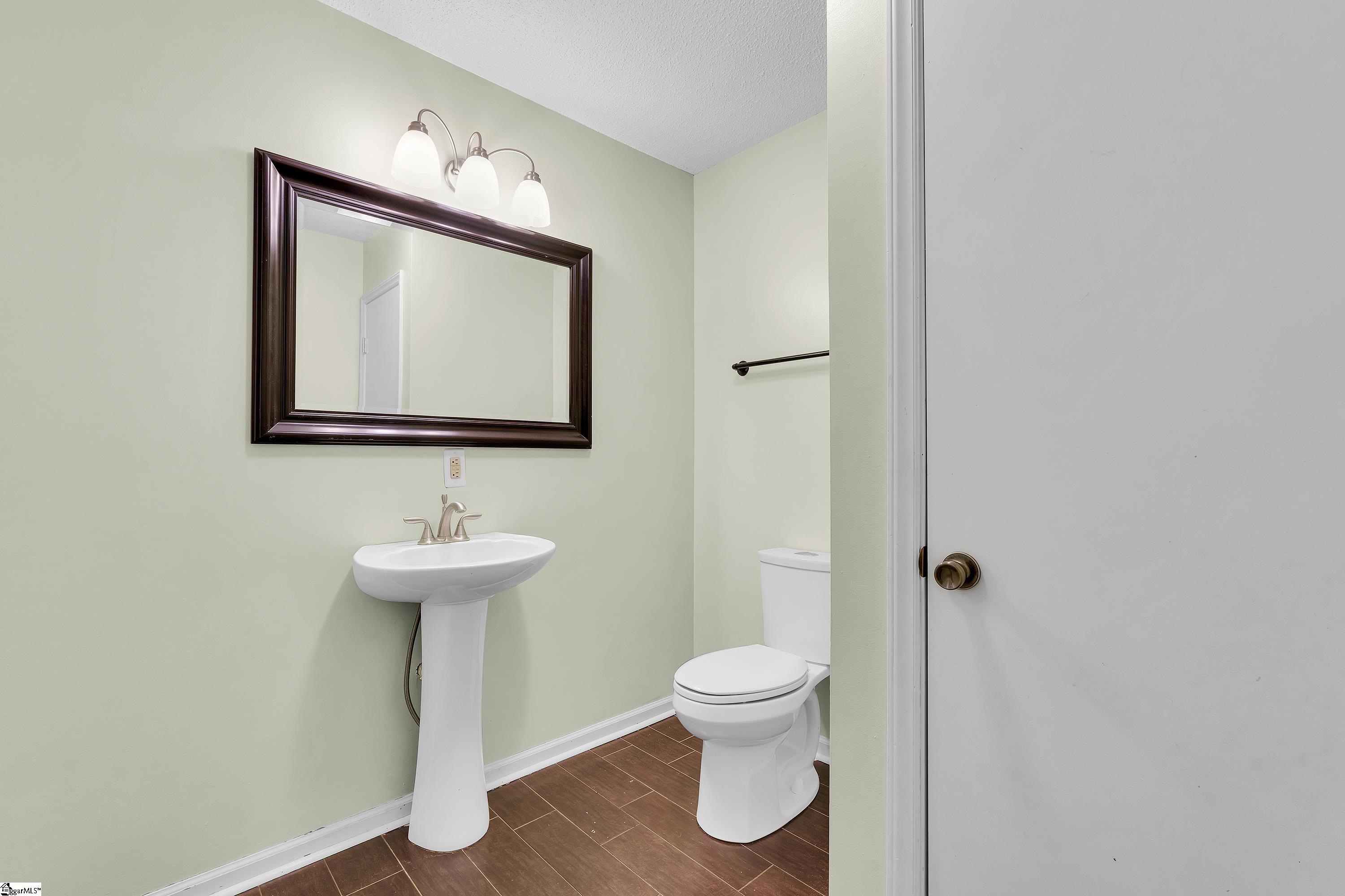 304 N Isundega Street