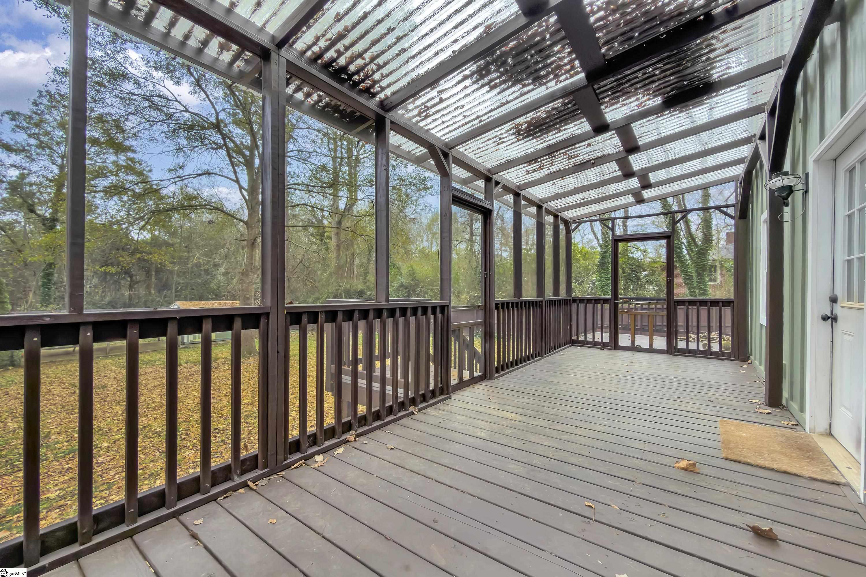 304 N Isundega Street