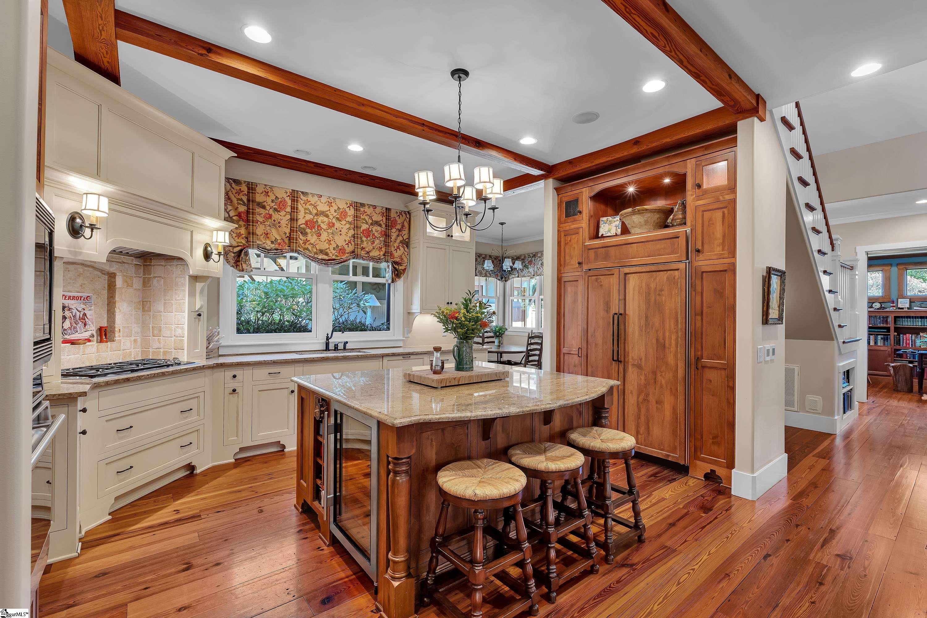 1 Keller's Gate Court