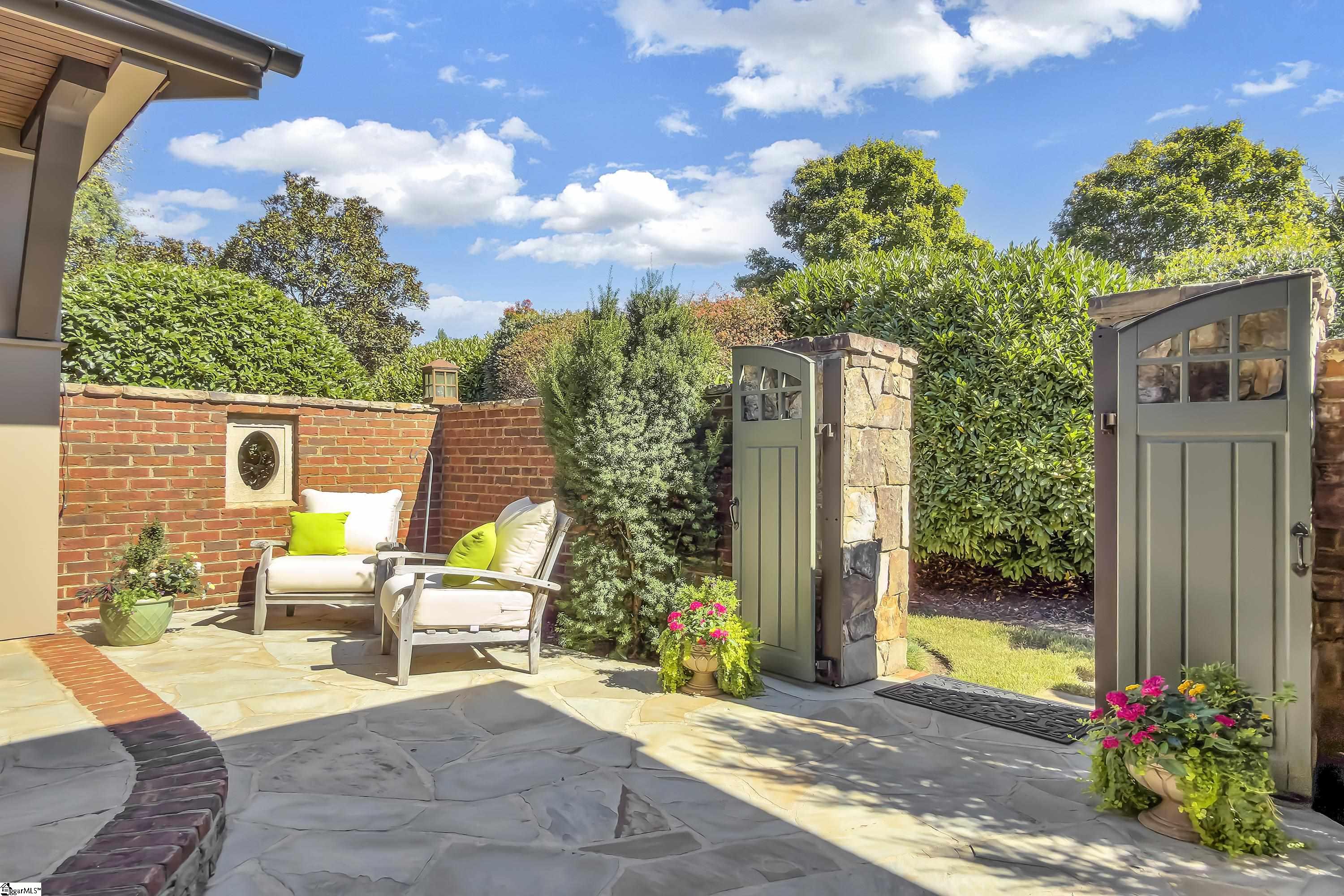 1 Keller's Gate Court