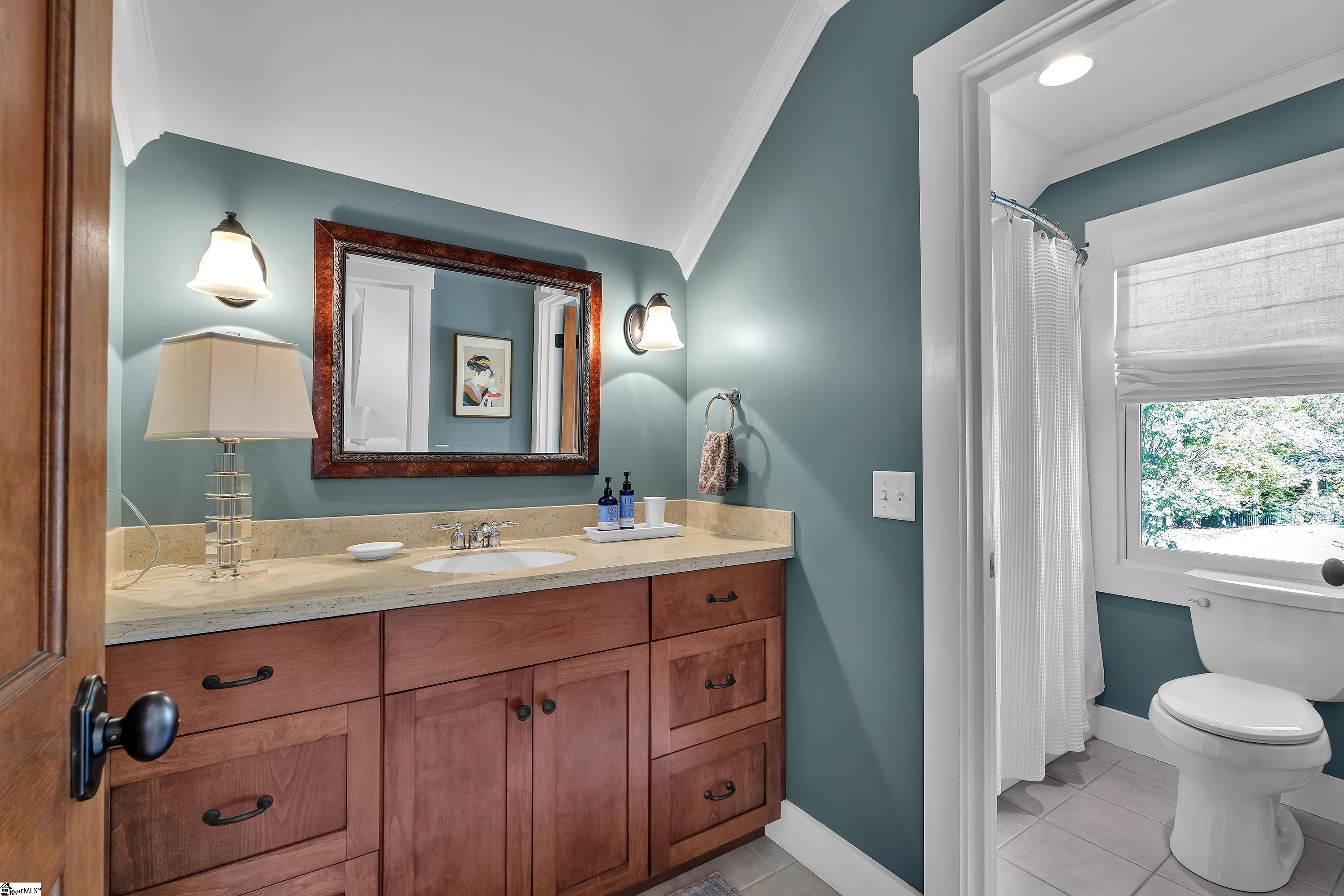 1 Keller's Gate Court