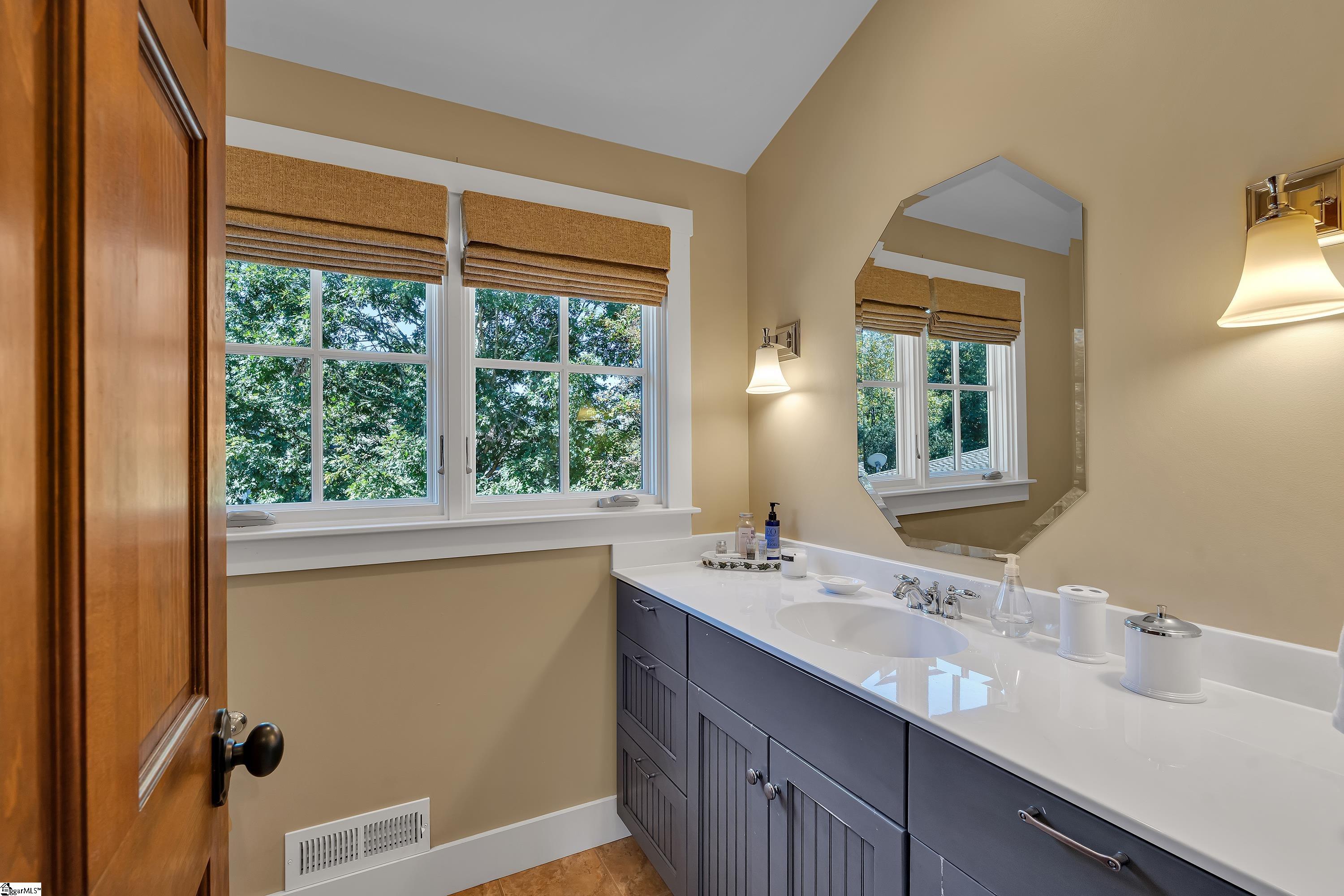 1 Keller's Gate Court