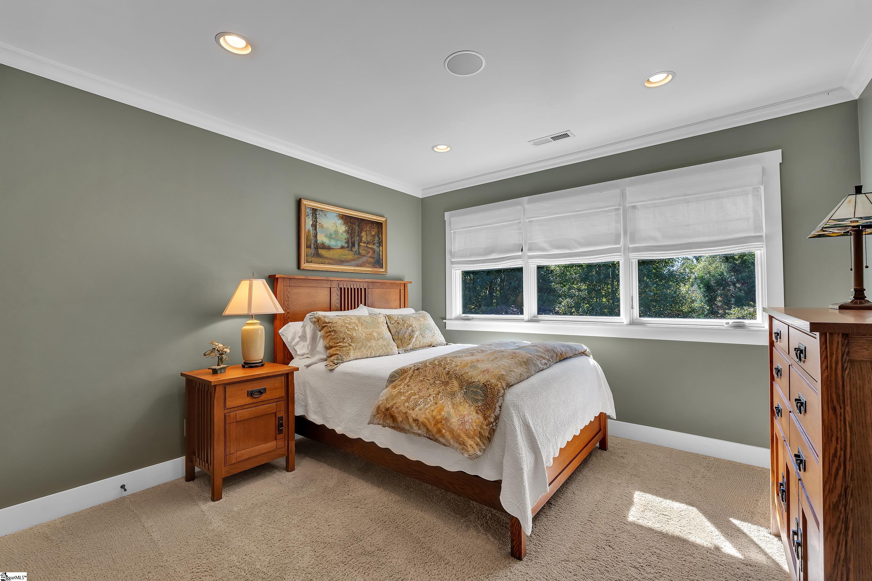 1 Keller's Gate Court