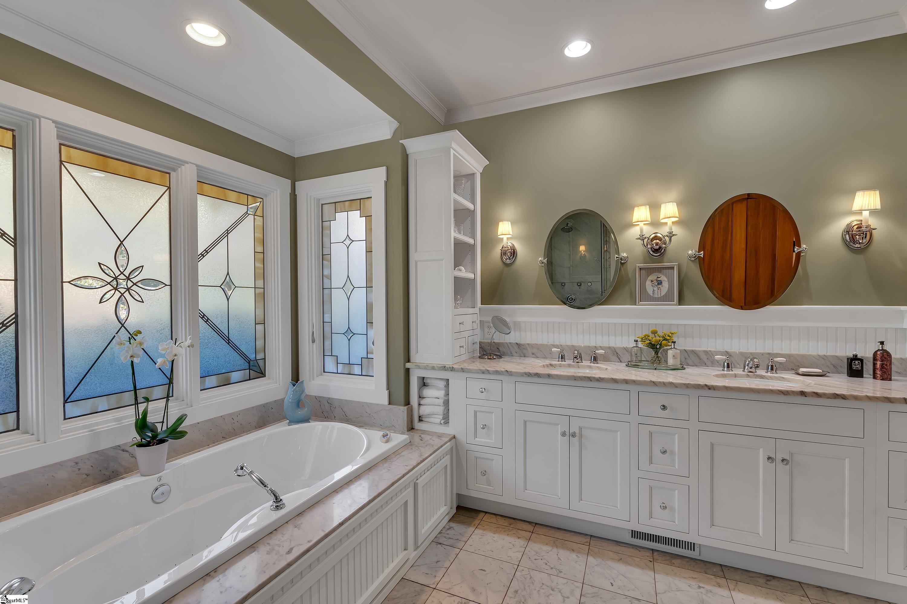 1 Keller's Gate Court