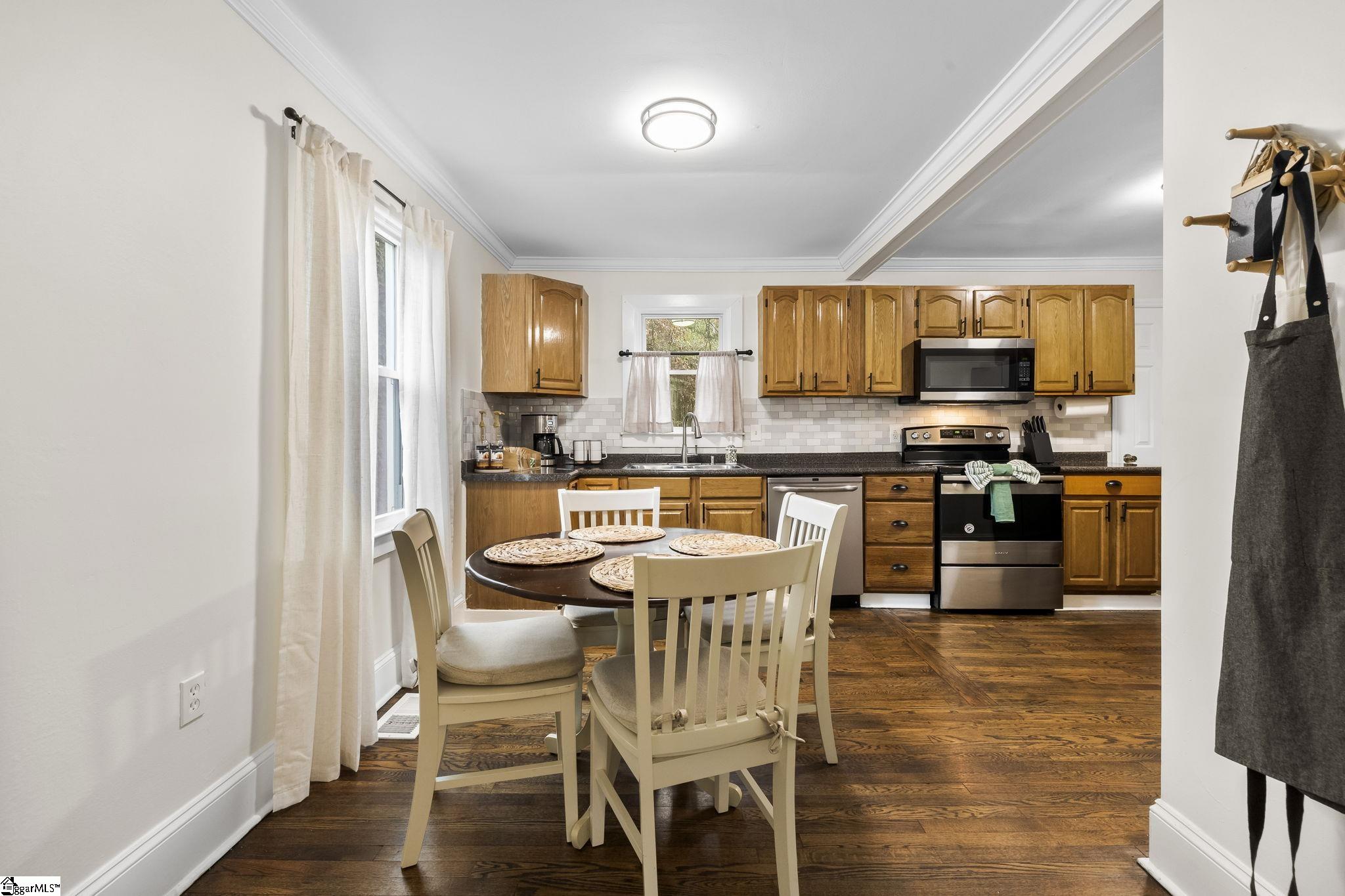 120 E Wilburn Avenue