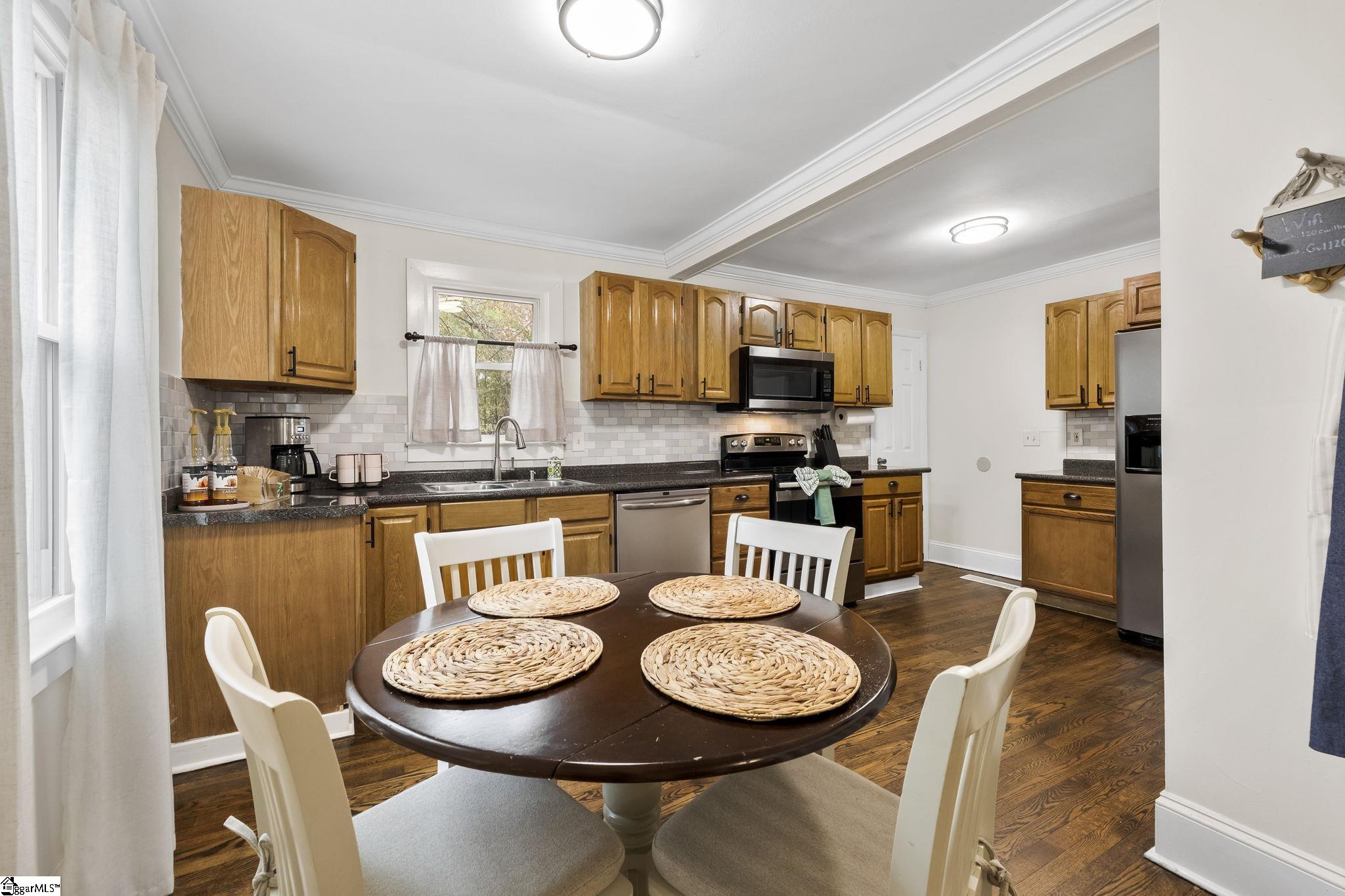 120 E Wilburn Avenue