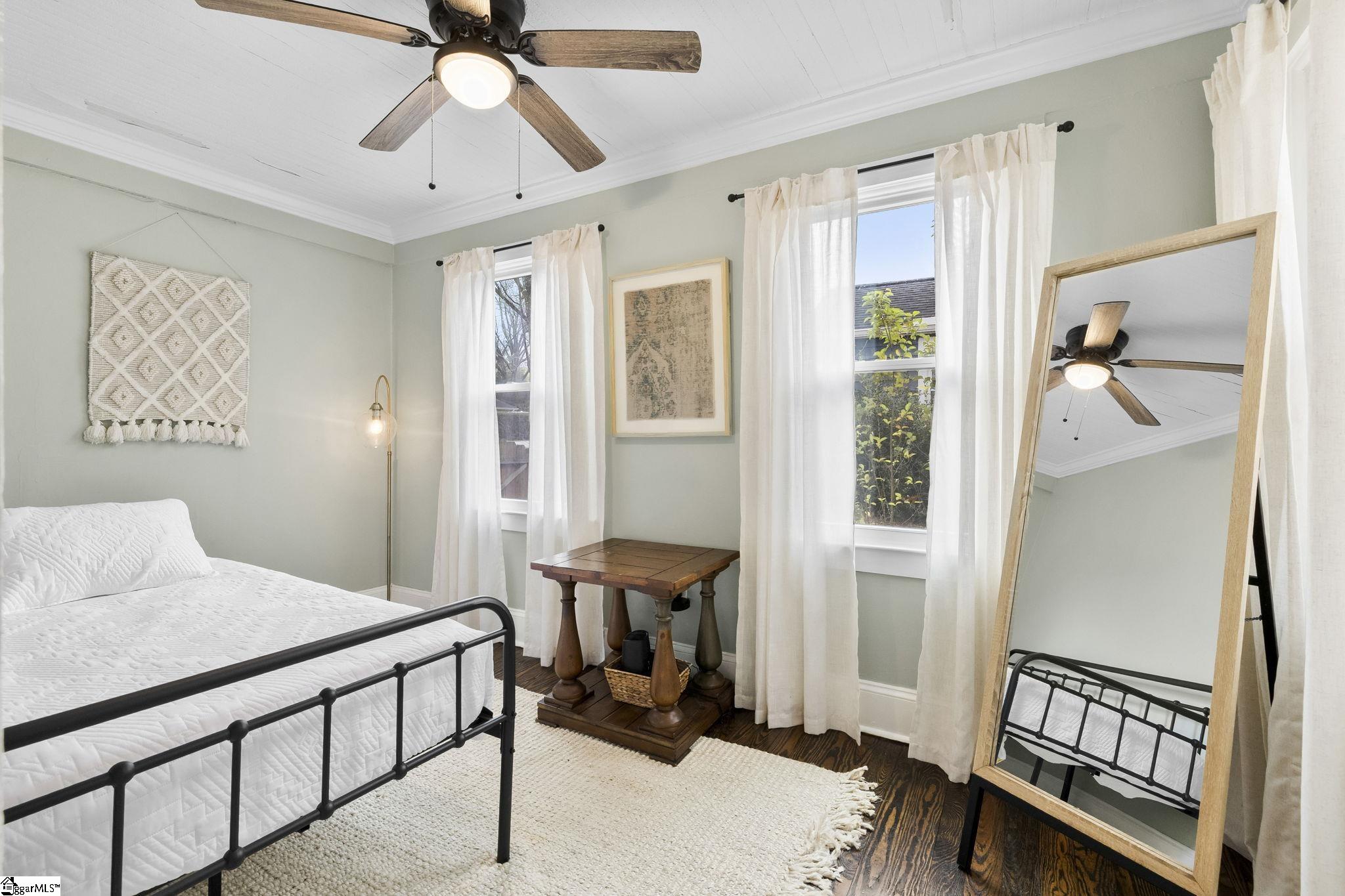 120 E Wilburn Avenue