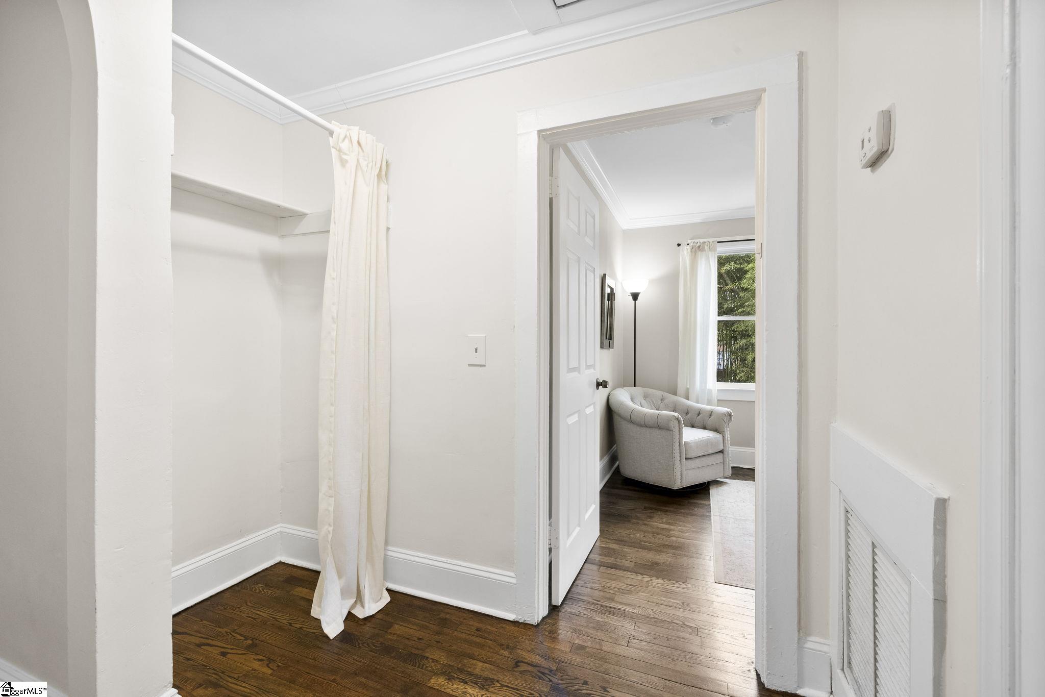 120 E Wilburn Avenue