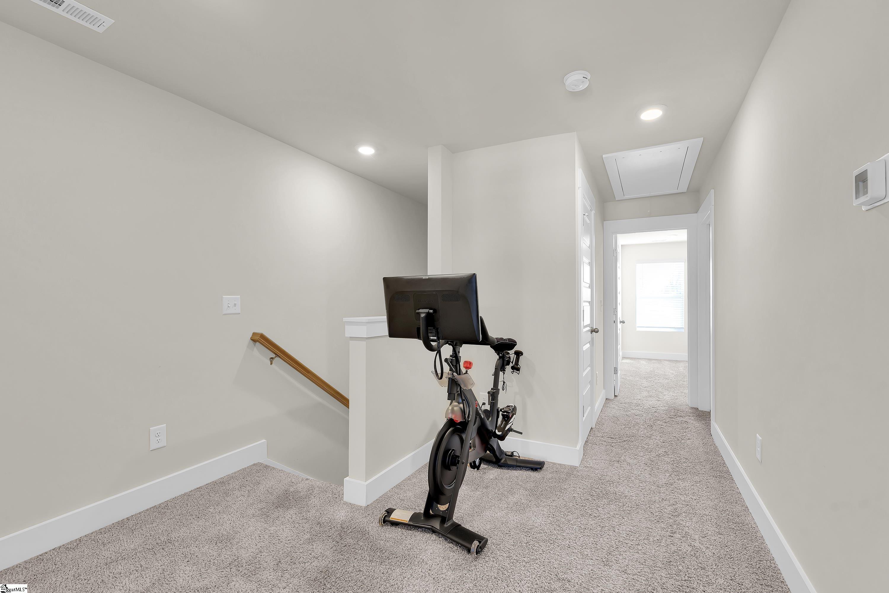 26 Centimeters Drive