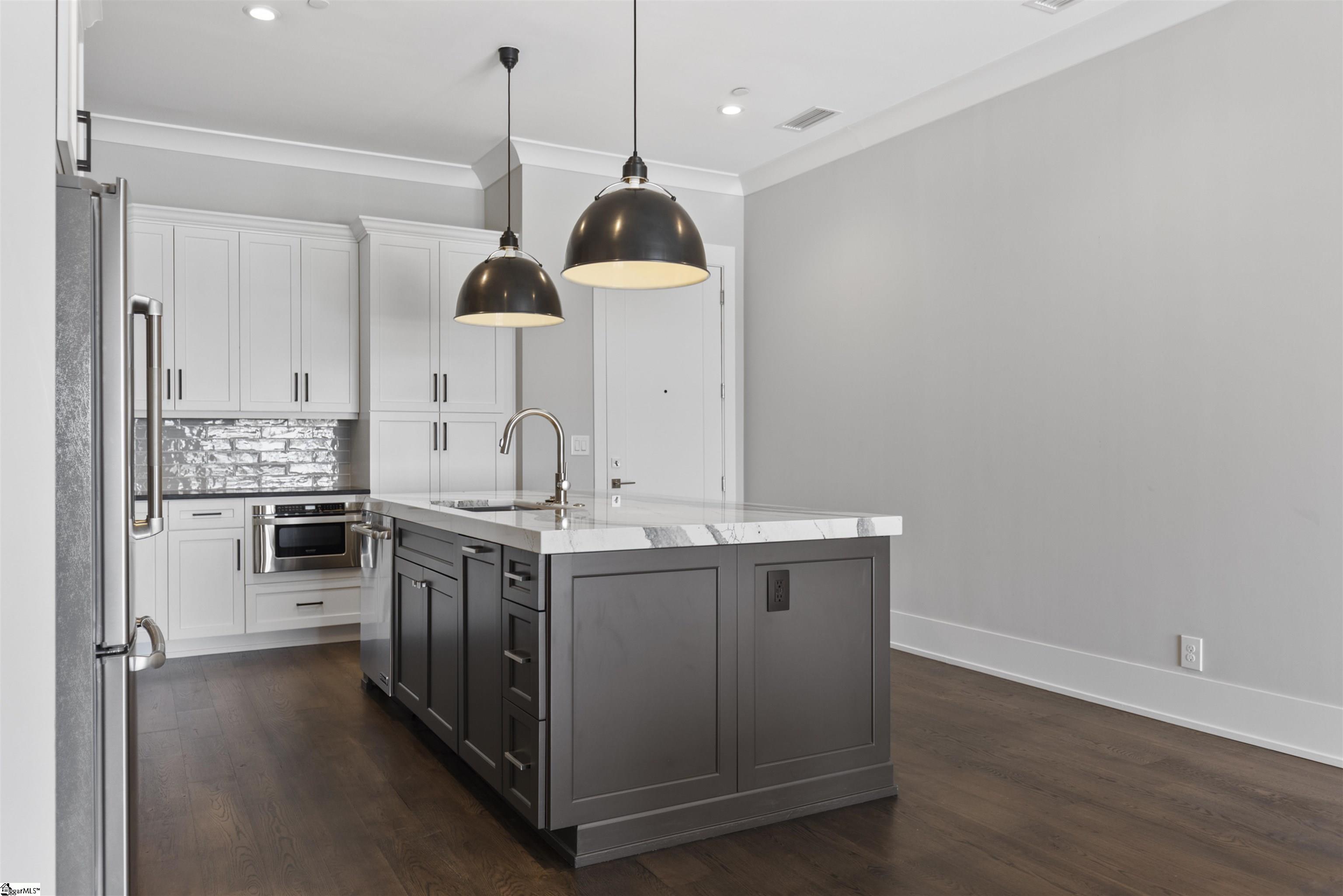 110 N Markley Street Unit 304