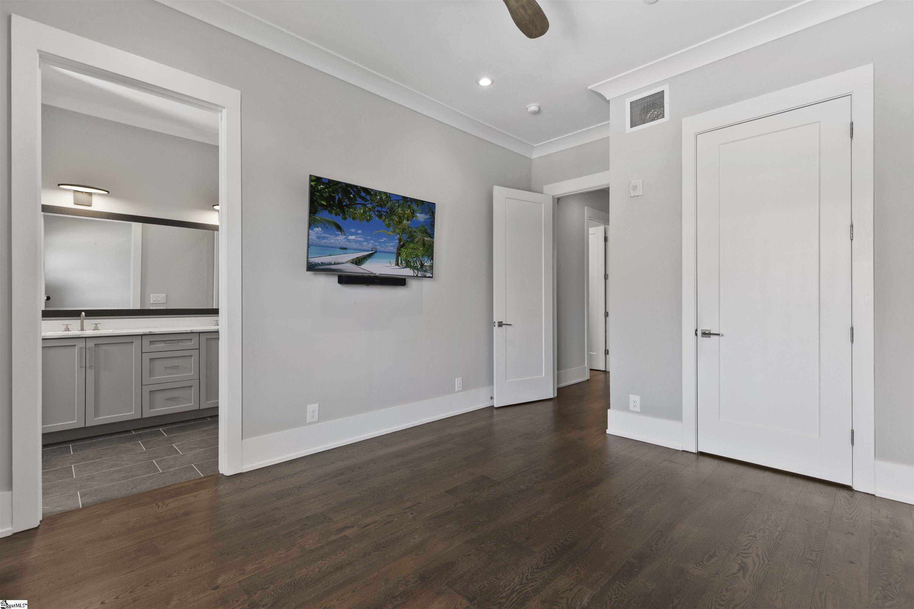 110 N Markley Street Unit 304