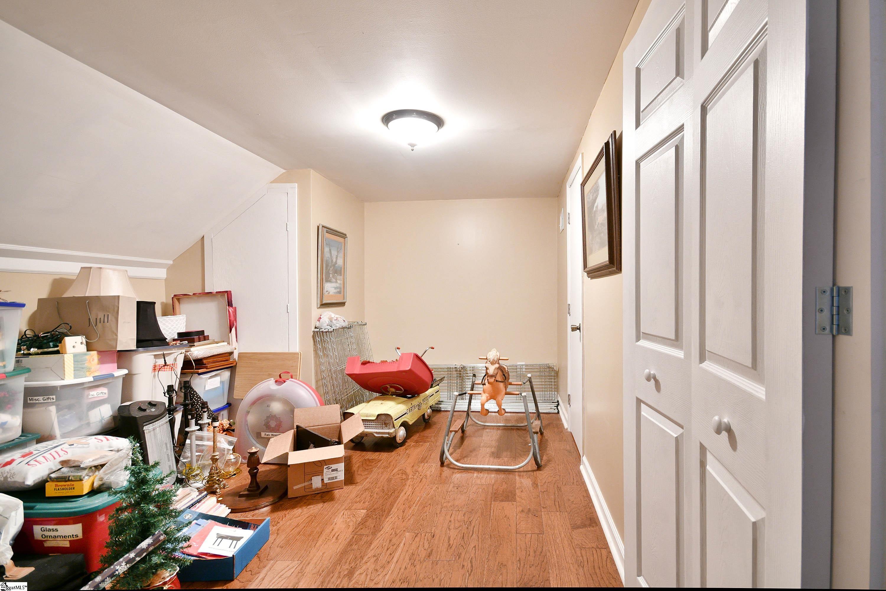 18 Pelham Springs Place