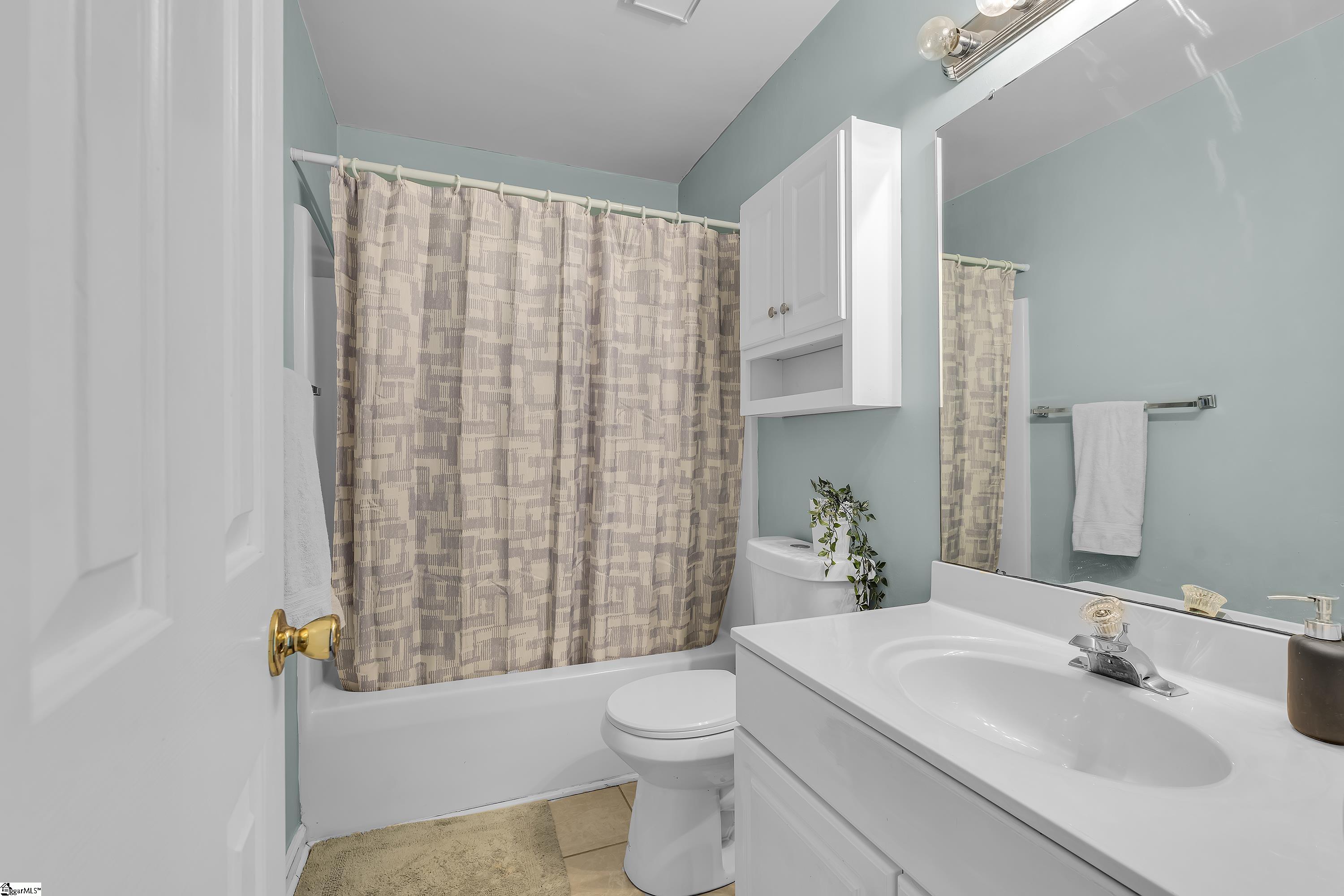 5 Indian Laurel Court