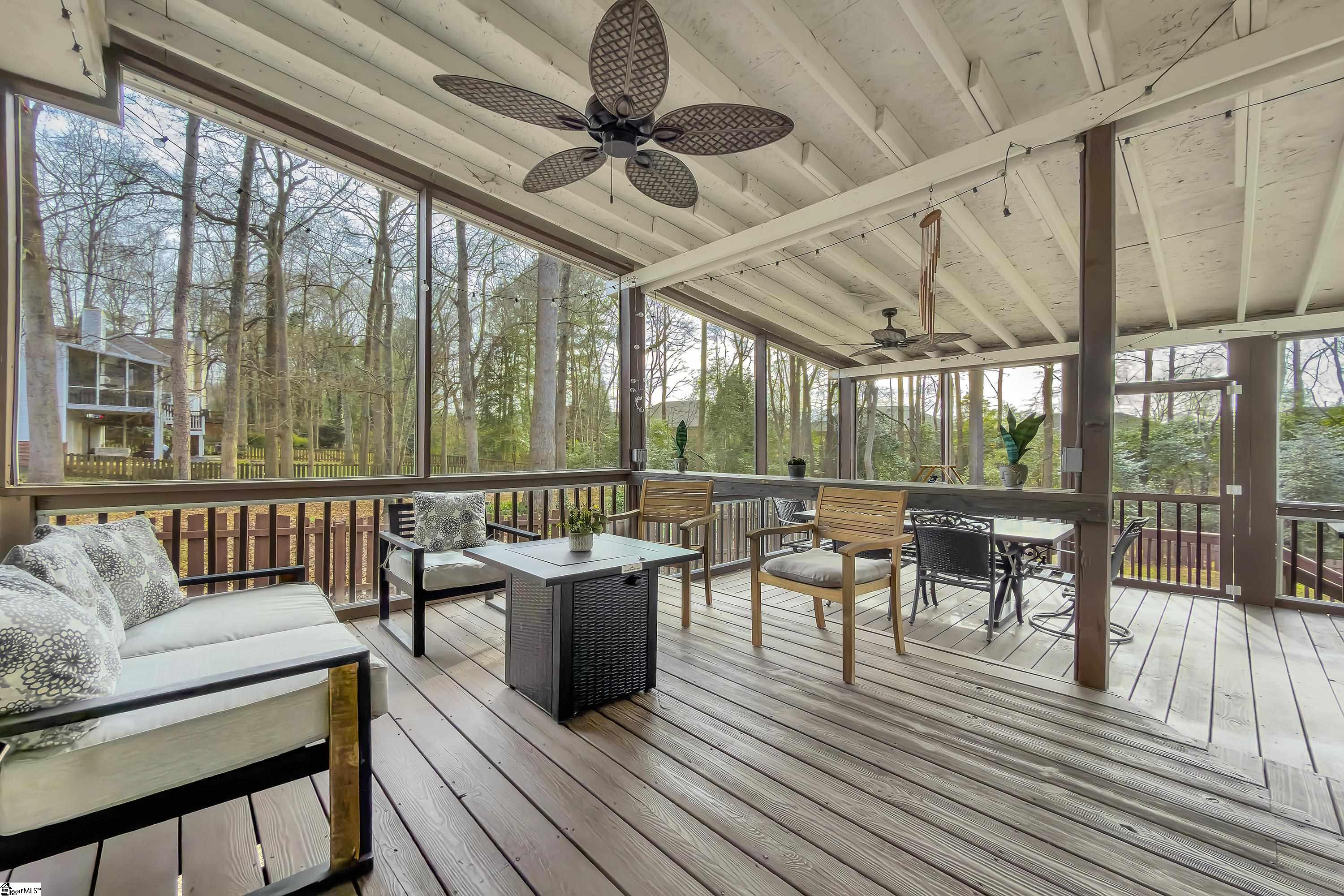 5 Indian Laurel Court