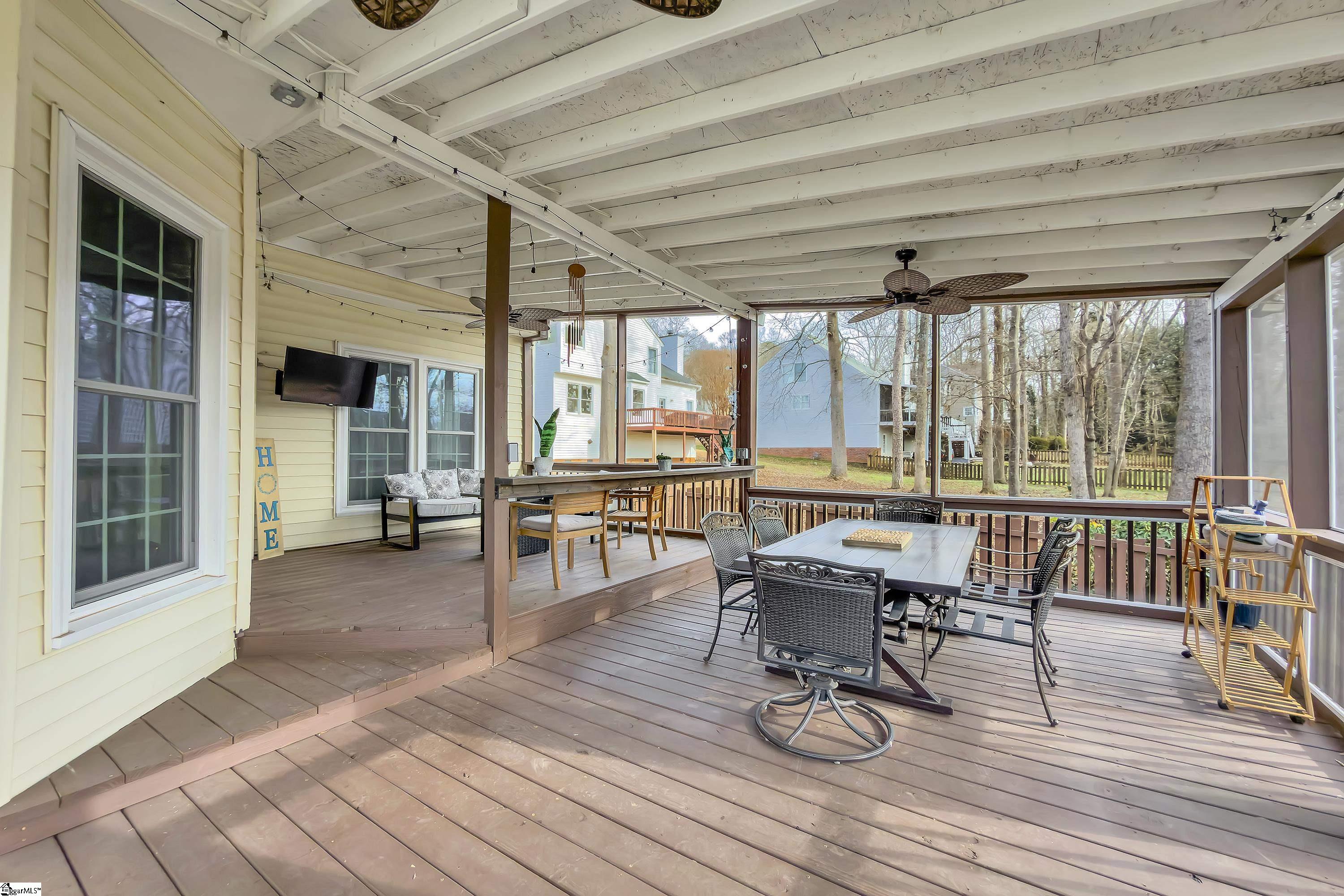 5 Indian Laurel Court