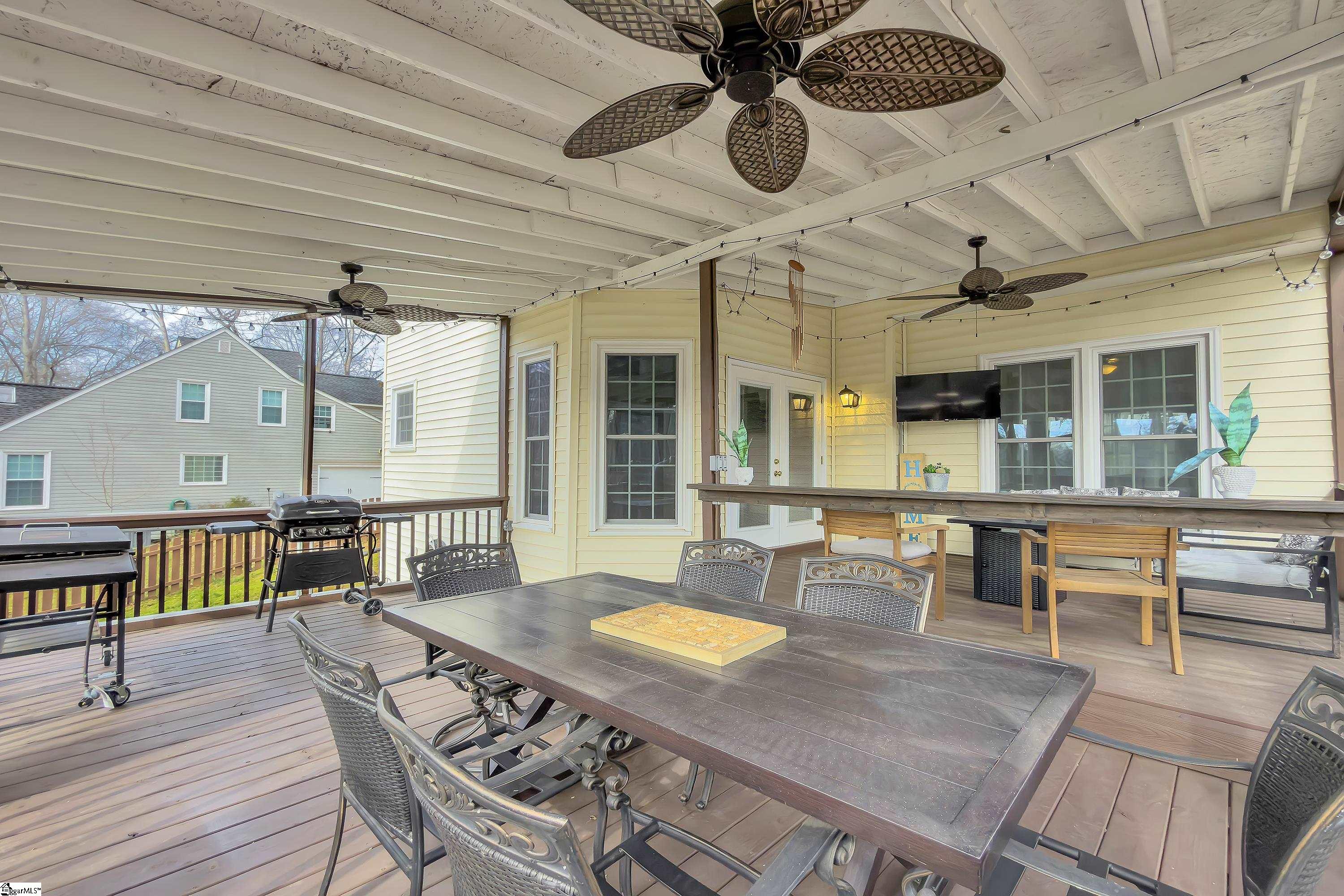 5 Indian Laurel Court